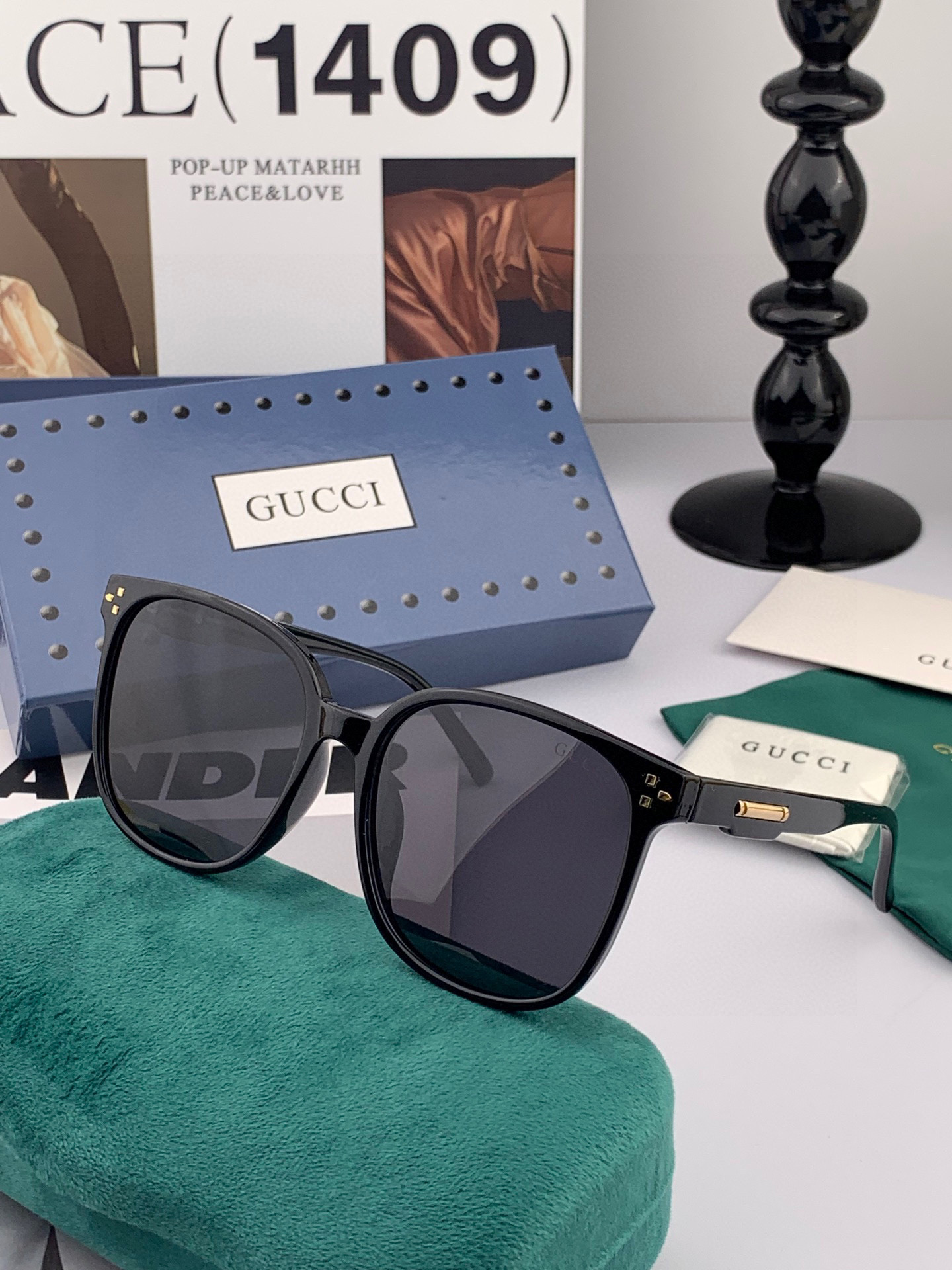   超好看 潮酷【GUCCI】古驰 新款款太阳镜以独特魅力和前卫风格诠释春夏最新眼镜，以方框设计，中梁连