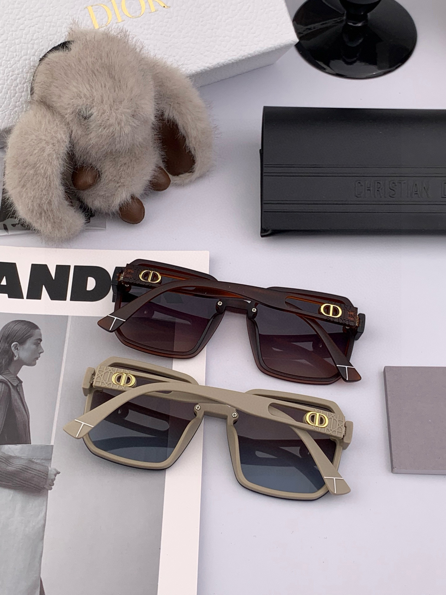      TR版本-偏光【独家大牌太阳镜无滤镜‼实拍上架 Dior官网最新发布新款太阳镜🕶，注意⚠我们是