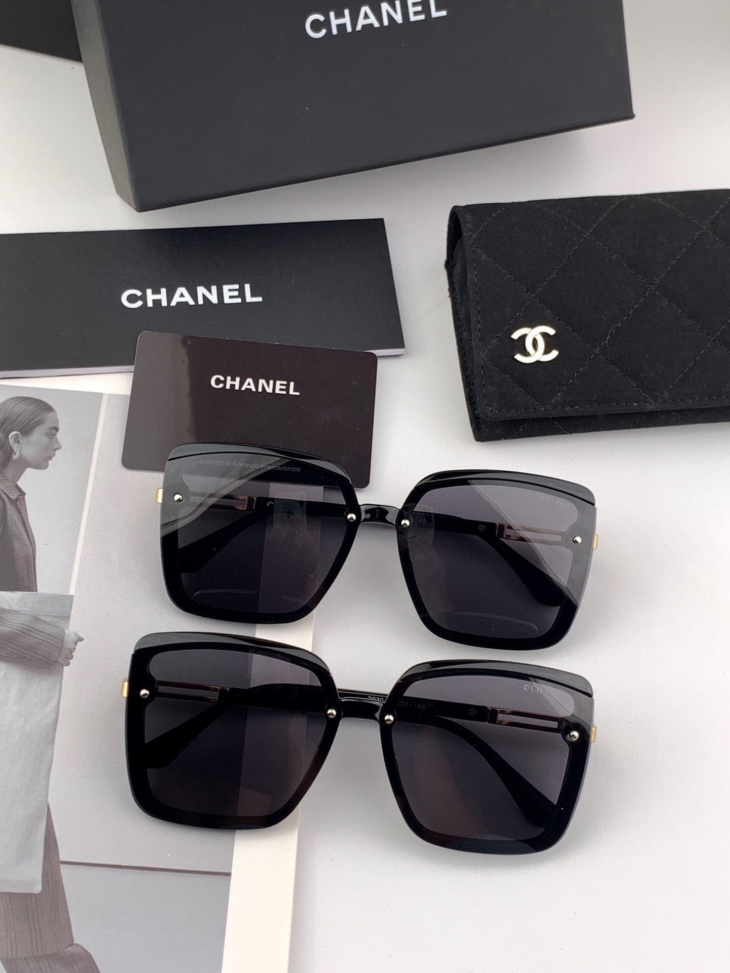 【CHANEL】香奈儿 2025新款潮流爆款 时尚方框太阳镜 佩戴舒适 网红潮款墨镜  ♥️♥️型号：C