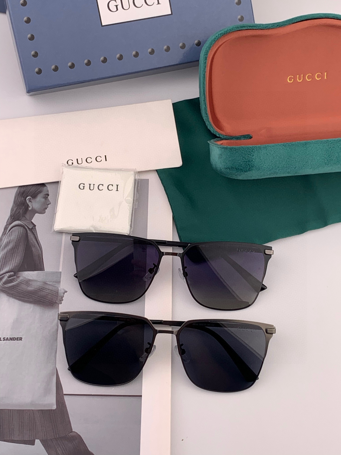         GUCCI 男款炫彩飞行员偏光太阳镜 ❤️材质：高清尼龙加厚卡槽高清偏光镜片 🌹无边框镜