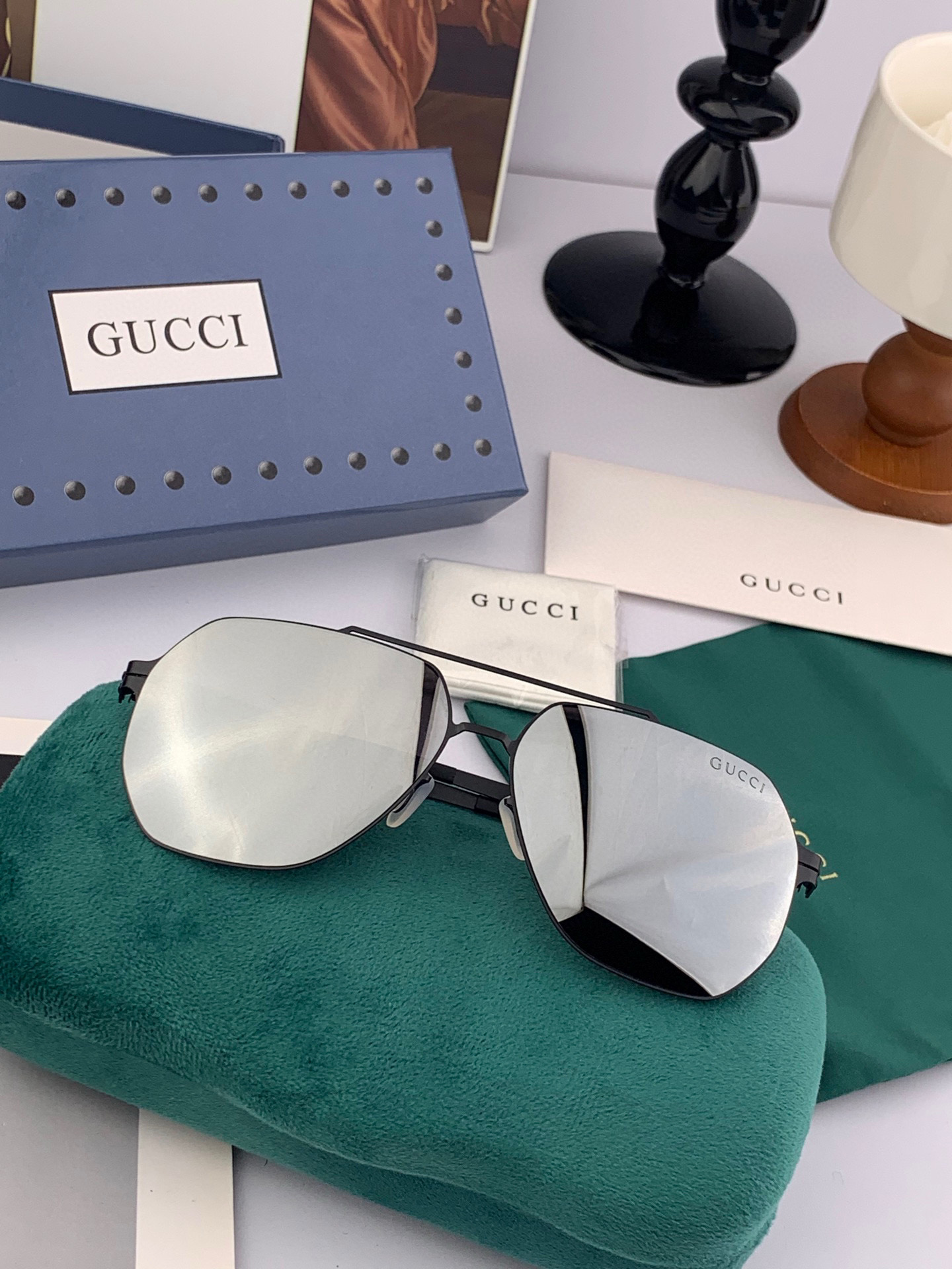    GUCCI 新款超轻无螺丝压不坏系列情侣款太阳镜高清尼龙镜片 商务旅行版 绅士高清太阳眼镜 （舒适