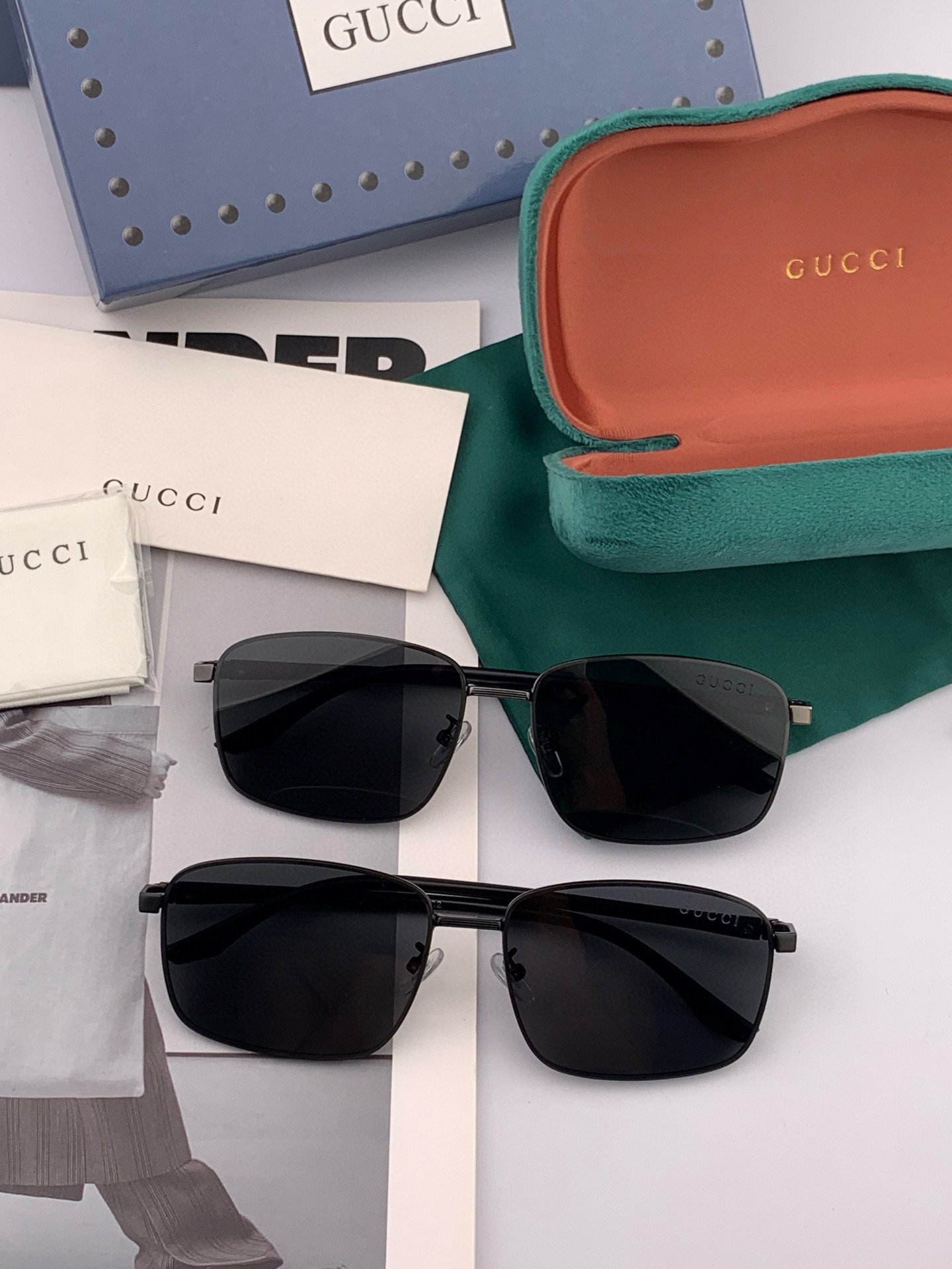         GUCCI 男款炫彩飞行员偏光太阳镜 ❤️材质：高清尼龙加厚卡槽高清偏光镜片 🌹无边框镜