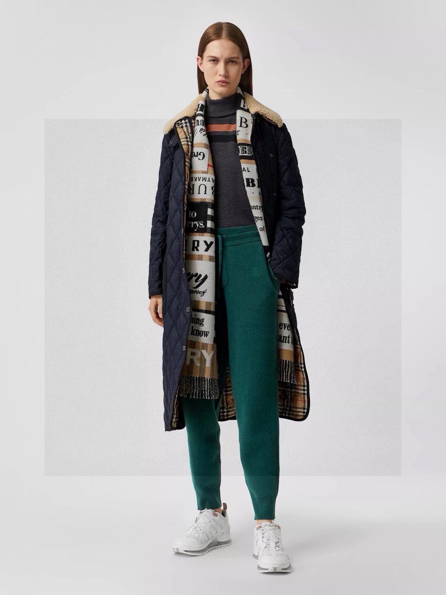  🌺🌺品牌：【巴宝莉】意大利米兰走秀款！明星同款，小红书同款披肩，加厚加密！明星同款系列，专柜品质，精益