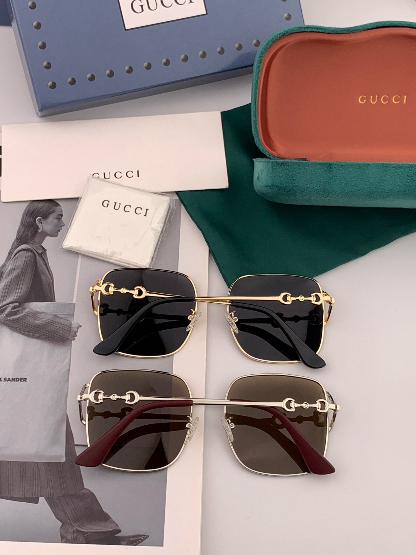  GUCCI 开春新款 最新款方框太阳镜 各路网红纷纷带起气场满分‼️ 俏皮甜美.上脸效果更佳.金属质感
