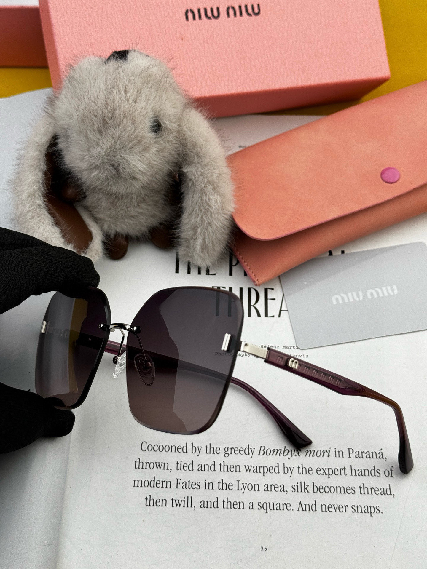   MIUMIU/缪缪🖇🖇2025开春新款🌟闪耀新款璀璨登台 ❤❤太阳镜潮品 精致个性设计简约时尚 专柜