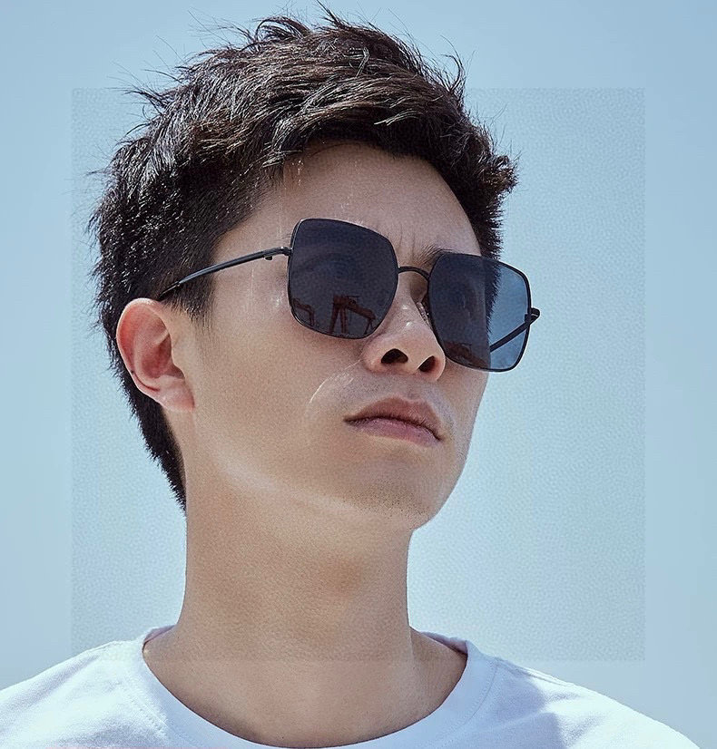        GUCCI 男款炫彩飞行员偏光太阳镜 ❤️材质：高清尼龙加厚卡槽高清偏光镜片 🌹无边框镜架