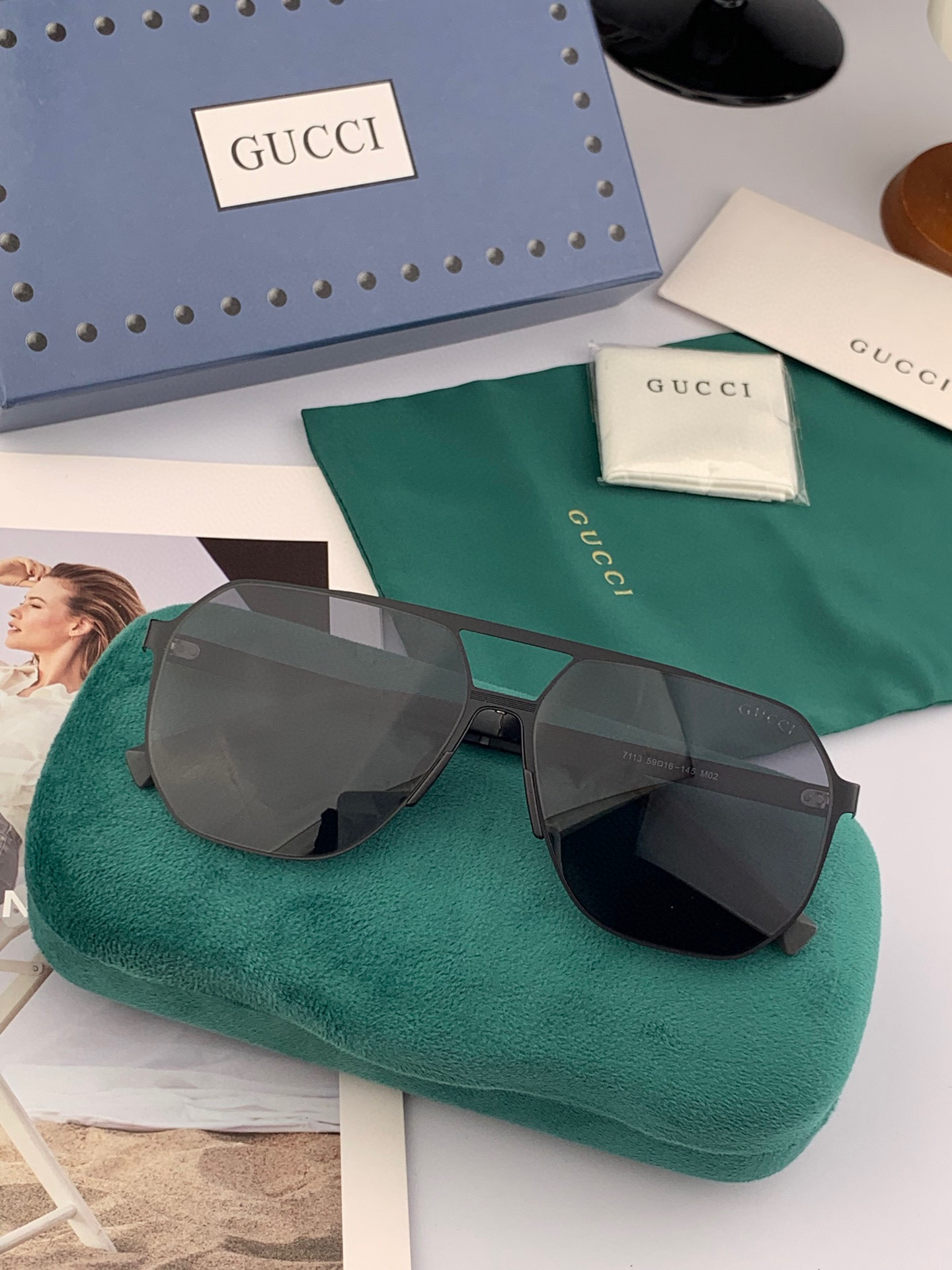         GUCCI 男款炫彩飞行员偏光太阳镜 ❤️材质：高清尼龙加厚卡槽高清偏光镜片 🌹无边框镜