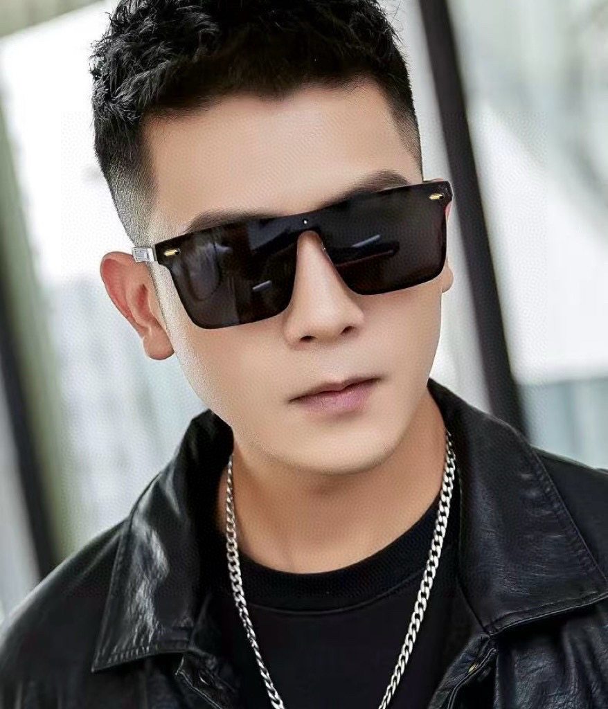 ♦️ GUCCI 2025新款男女情侣款太阳镜多边形墨镜iP电镀永不褪色 超轻超有弹性整幅眼镜无螺丝重要