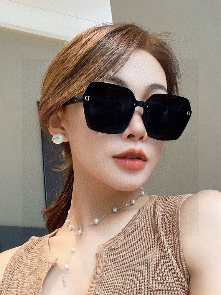  【DIOR】迪奥偏光太阳镜 时尚造型 开车驾驶镜时尚墨镜🌸世界顶级奢华品牌，品质保证！😍😍经典款, 明