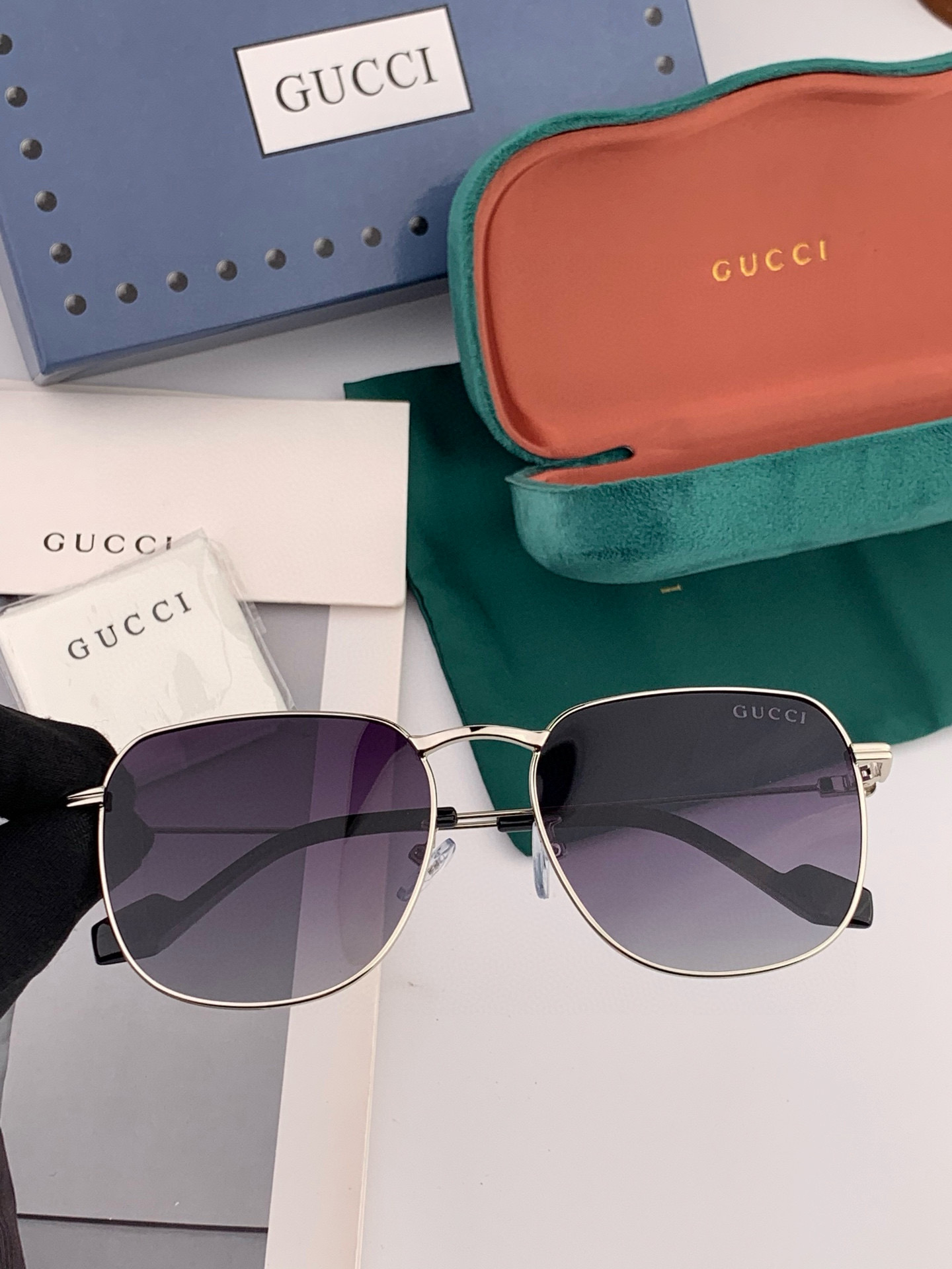    🔺 Gucci 🔻2025官方新款 众多明星同款色‼️‼️新款大框偏光墨镜 🌈🌈宝丽来超清加厚太阳