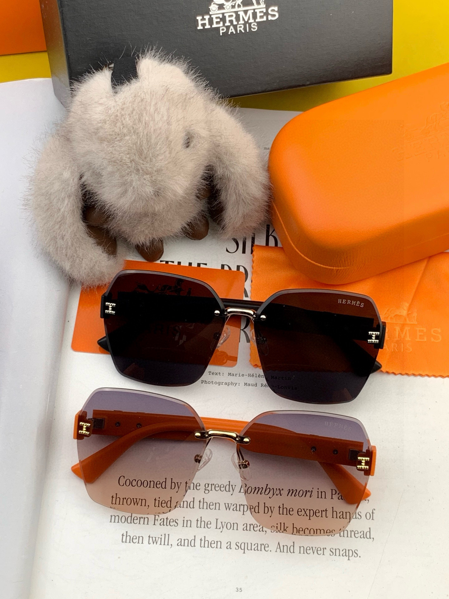   爱马仕   经典的方框设计，不挑脸型，无论搭配大衣还是连衣裙都非常显气质镜片预防紫外线 型号：H55