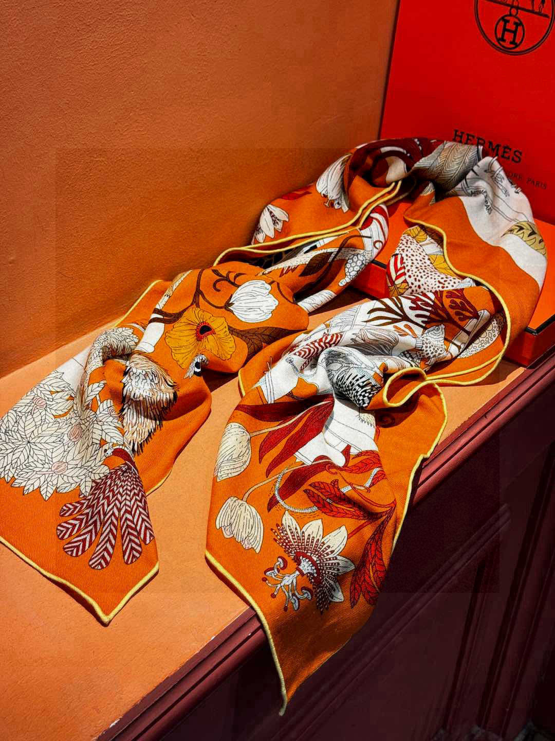  羊绒新款🆕👏买了都说好看‼️推荐💕爱马仕双面同色羊绒方巾，【奇珍乐园双面同色140】顶级工艺超值‼️爱