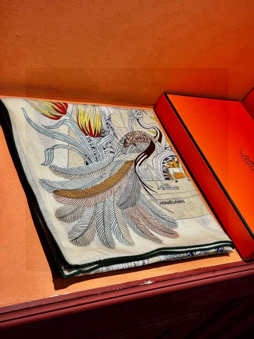  羊绒新款🆕👏买了都说好看‼️推荐💕爱马仕双面同色羊绒方巾，【奇珍乐园双面同色140】顶级工艺超值‼️爱