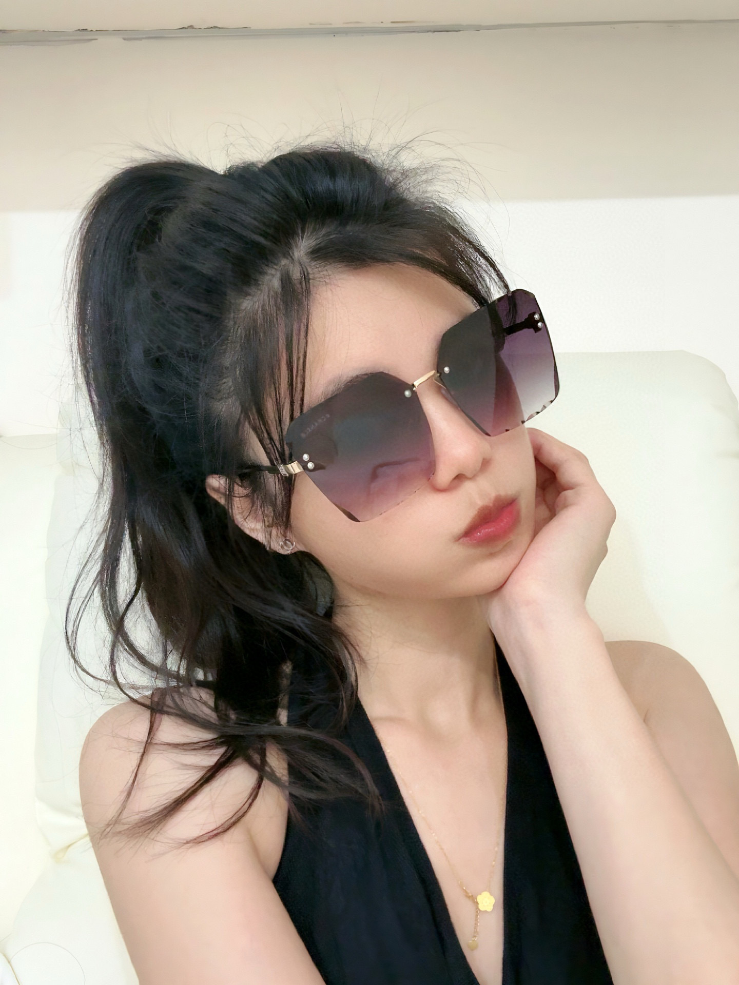  CHANE 香奈儿🌋☔️时尚无框搭配偏光镜片 顶级奢侈品强 高品质胜利亲亲🍦🍨 得意 气质非凡😄 🍫🍪