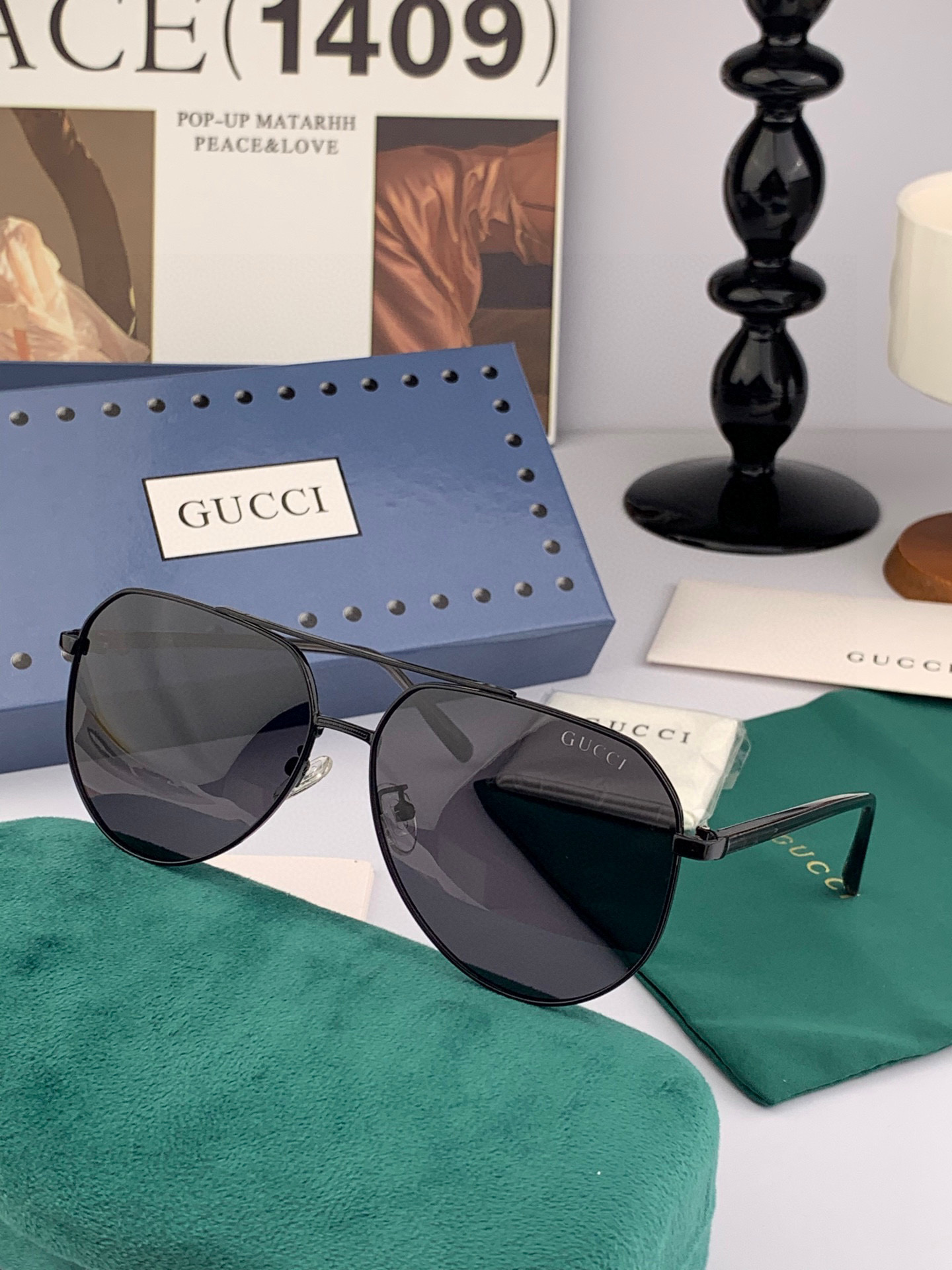   Gucci 。  高品质男女款墨镜   👍 进口宝丽来偏光镜片  。蛤蟆镜 开车钓鱼都可 。百搭显瘦