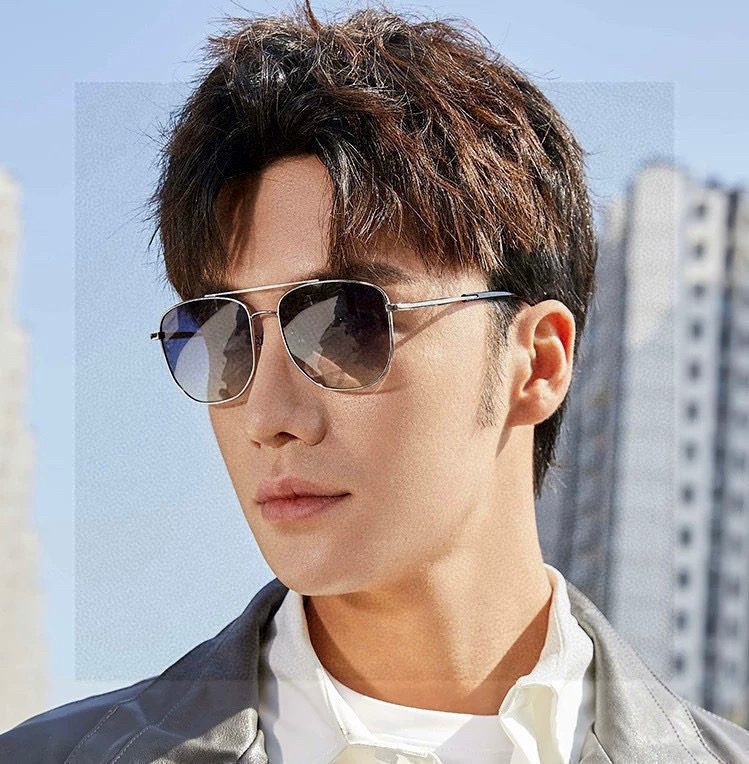   Gucci 。  高品质男女款墨镜   👍 进口宝丽来偏光镜片  。蛤蟆镜 开车钓鱼都可 。百搭显瘦