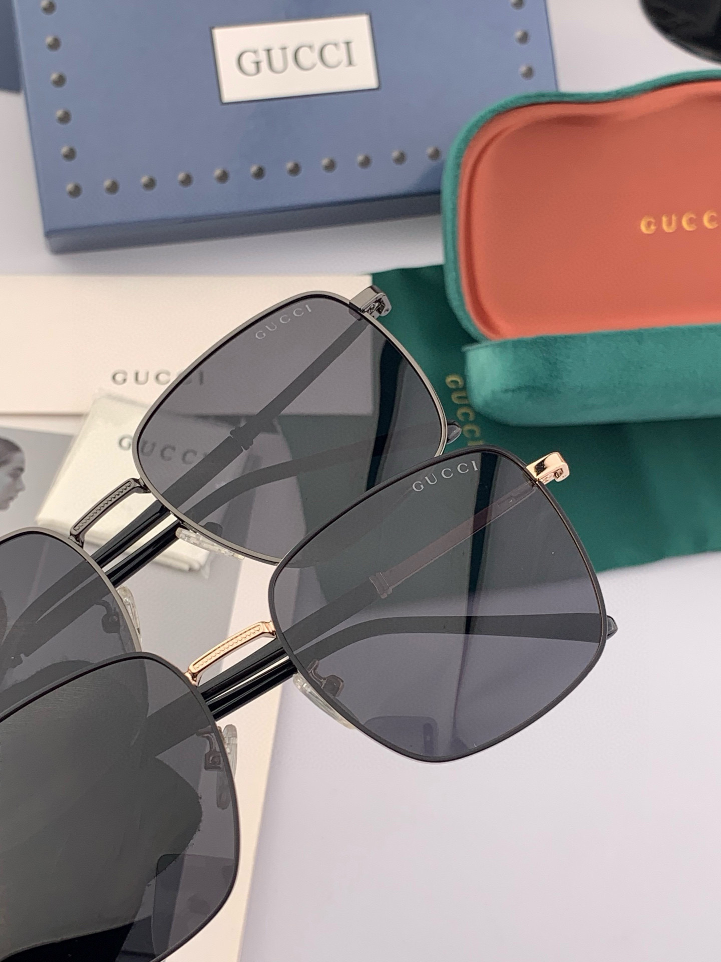   GUCCI 官网同步。  高品质男女款墨镜   👍 进口宝丽来偏光镜片  。蛤蟆镜 开车钓鱼都可 。