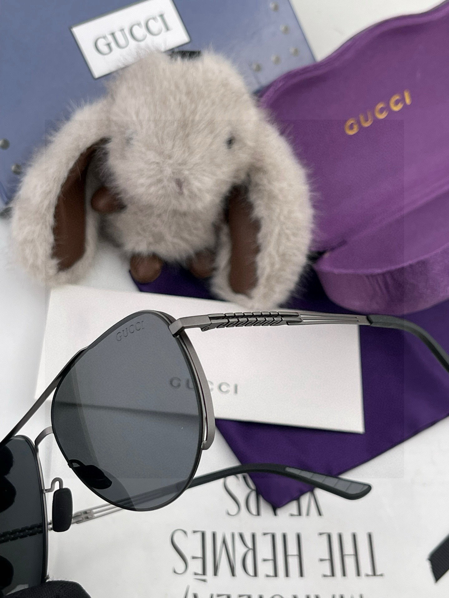         GUCCI 男款炫彩飞行员偏光太阳镜 ❤️材质：高清尼龙加厚卡槽高清偏光镜片 🌹无边框镜