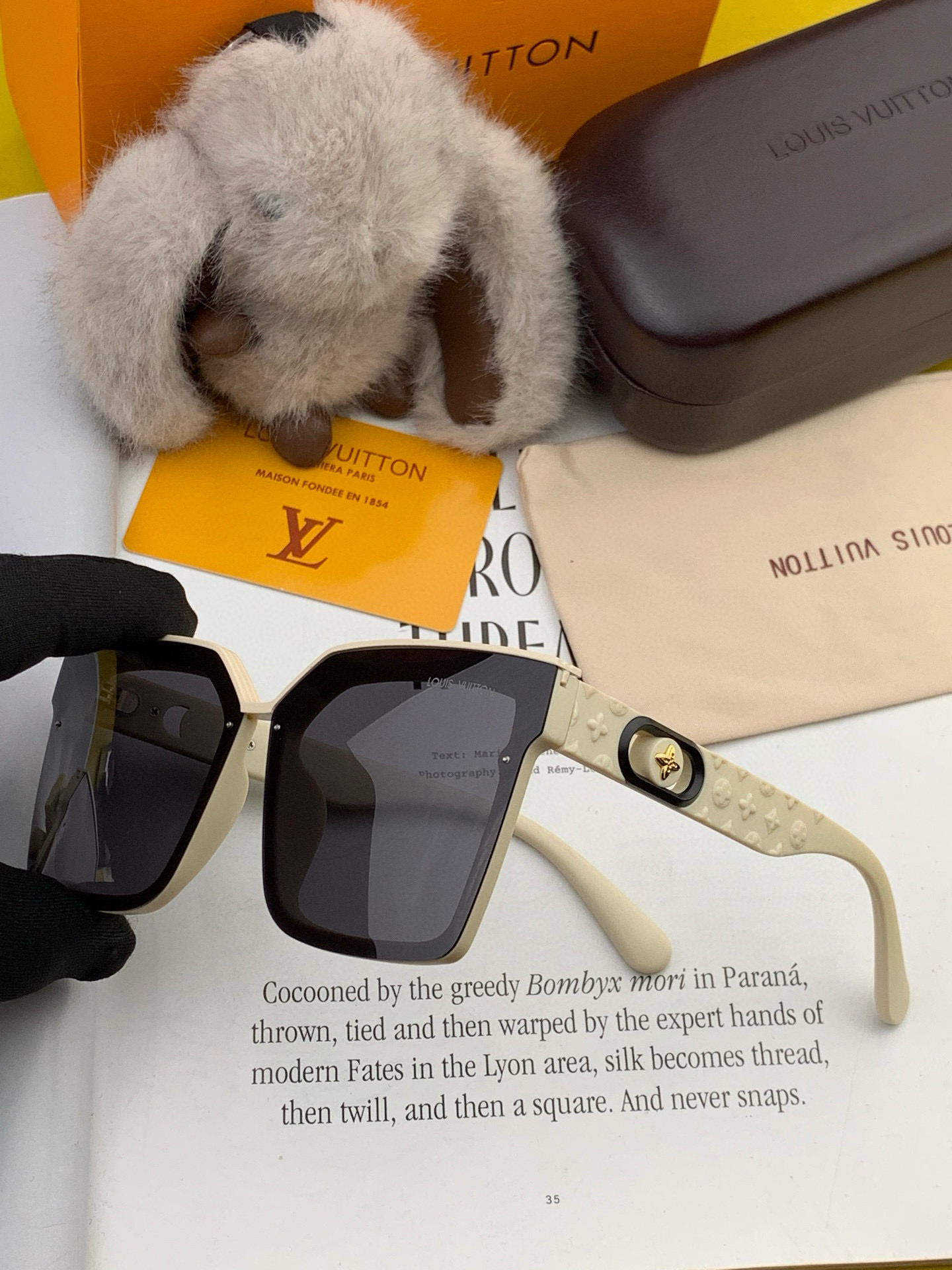    【TR偏光系列】lv大框太阳镜墨镜经典的方框设计，不挑脸型，无论搭配大衣还是连衣裙都非常显气质偏光