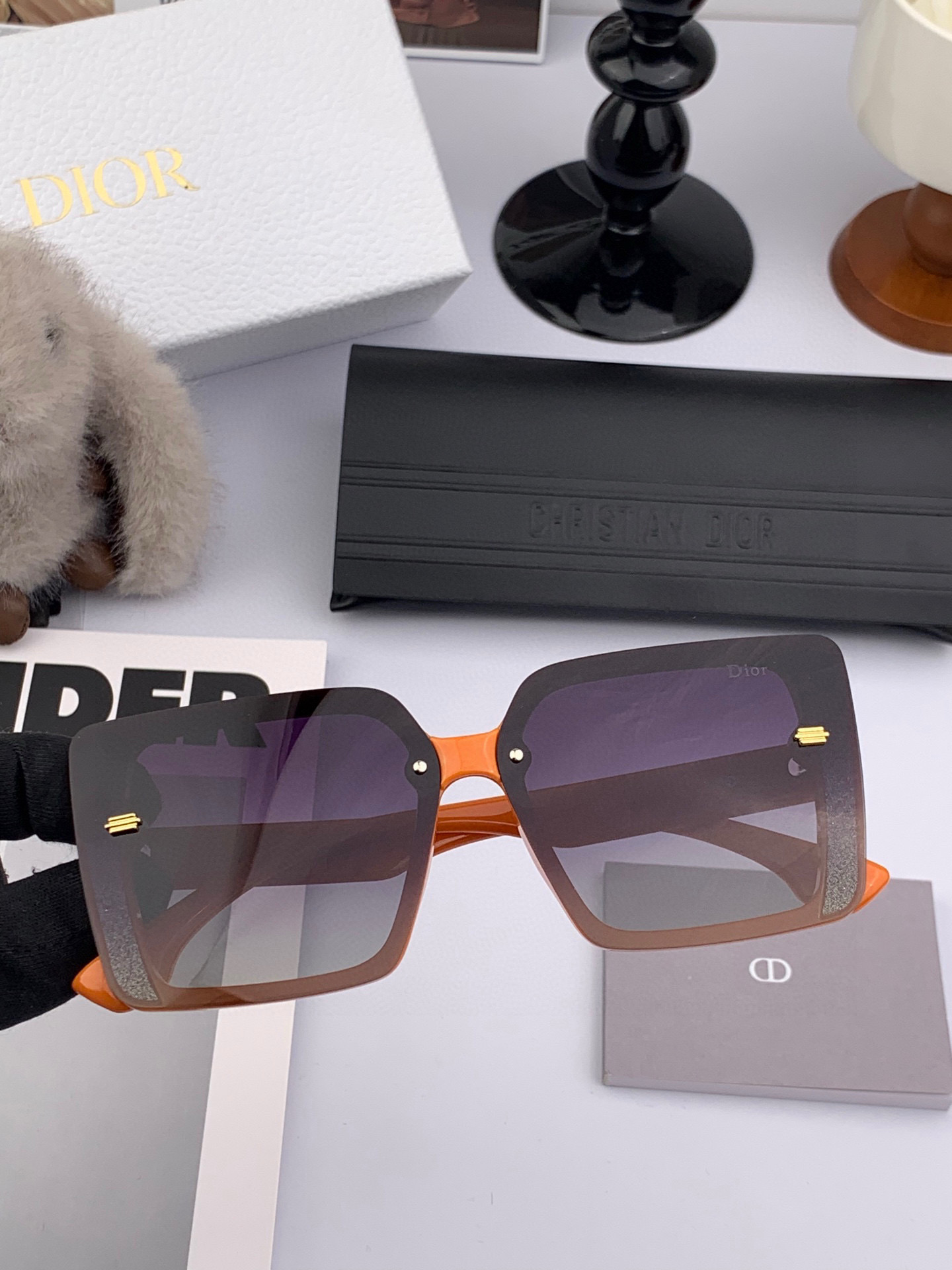  🔺 【DIOR-迪奥】2025开春新款 潮流爆款 时尚方框偏光太阳镜 高品质 佩戴舒适 网红潮款墨镜 