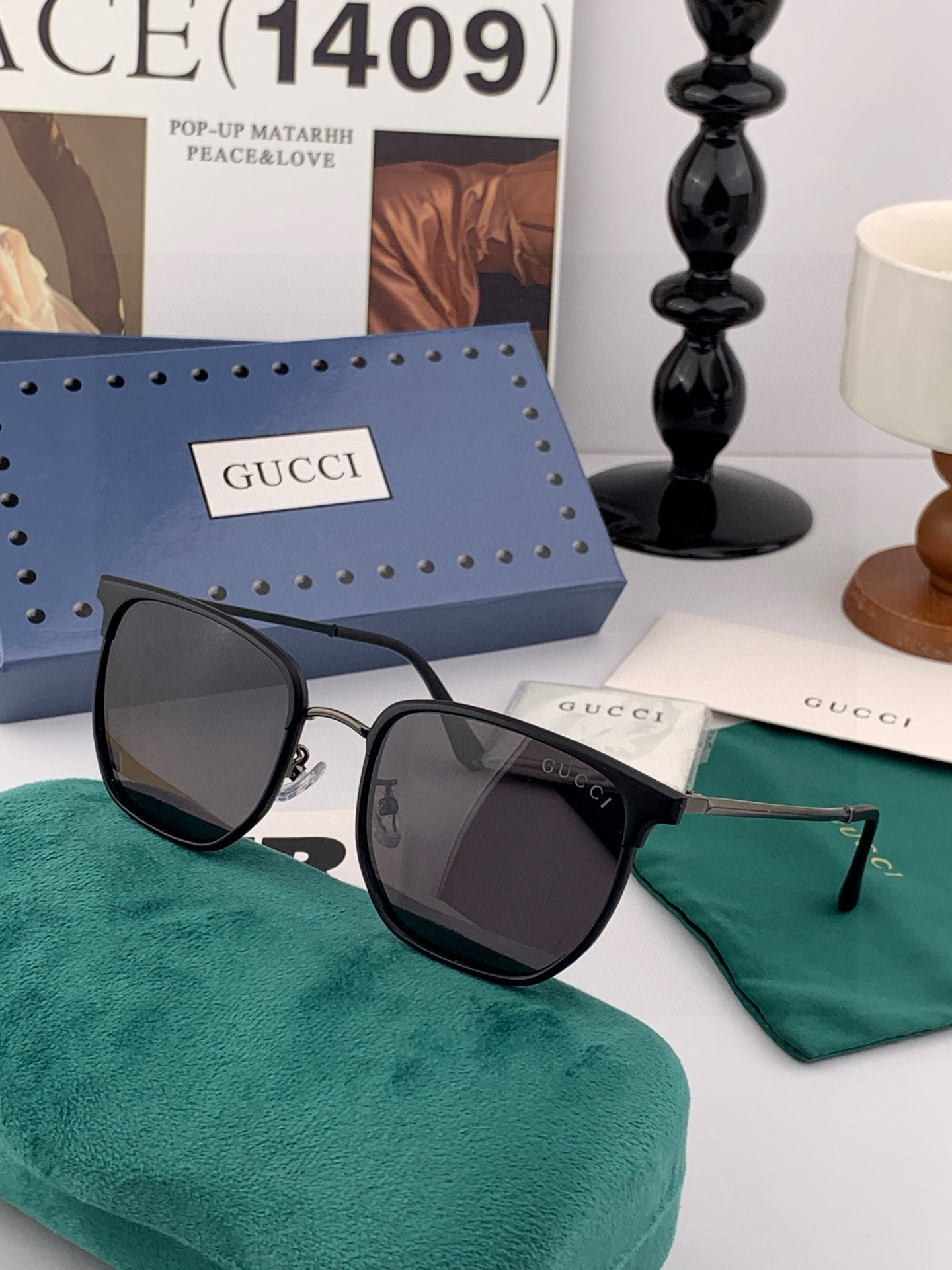   Gucci 。  高品质男女款墨镜   👍 进口宝丽来偏光镜片  。蛤蟆镜 开车钓鱼都可 。百搭显瘦