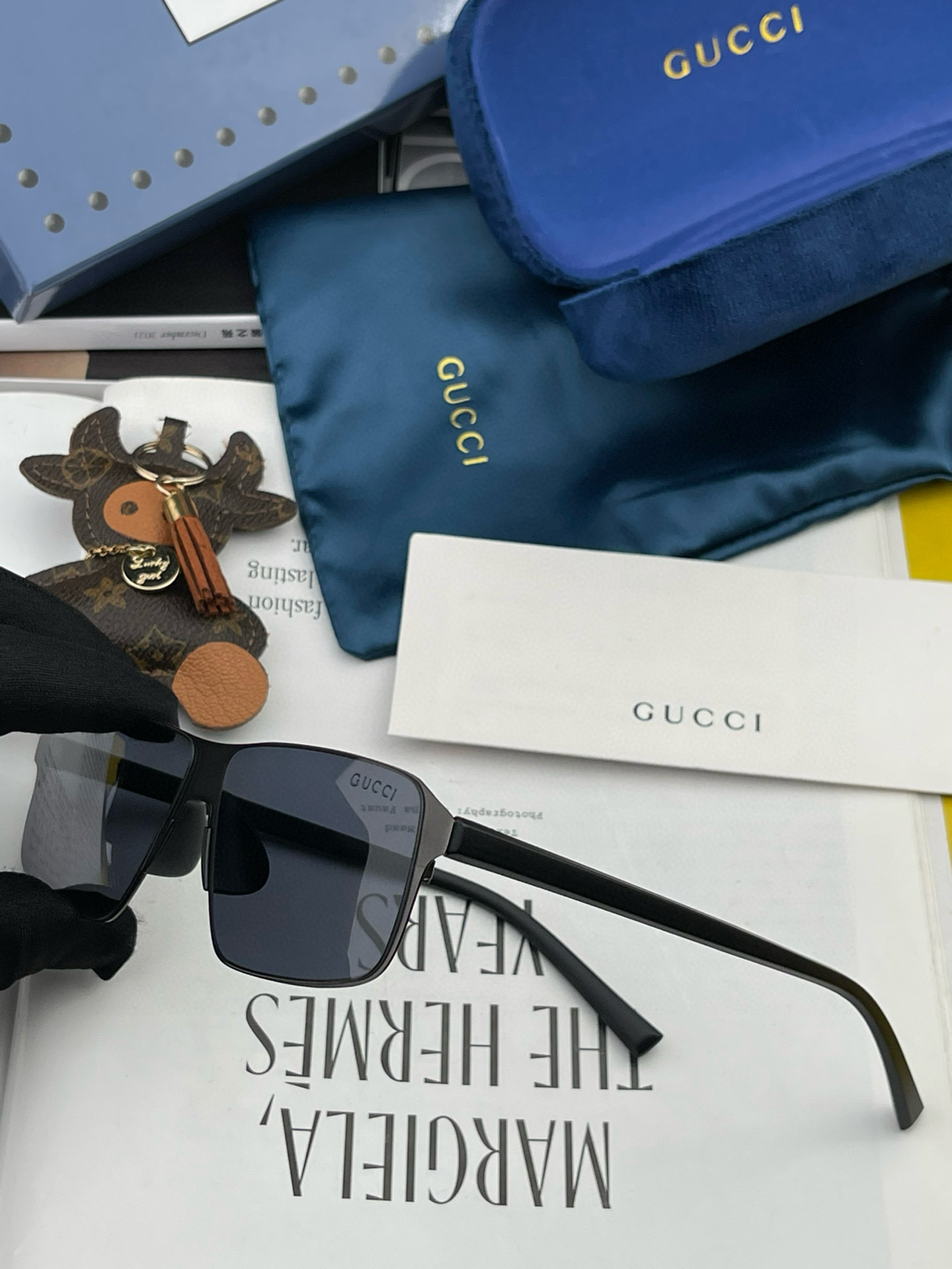         GUCCI 男款炫彩飞行员偏光太阳镜 ❤️材质：高清尼龙加厚卡槽高清偏光镜片 🌹无边框镜