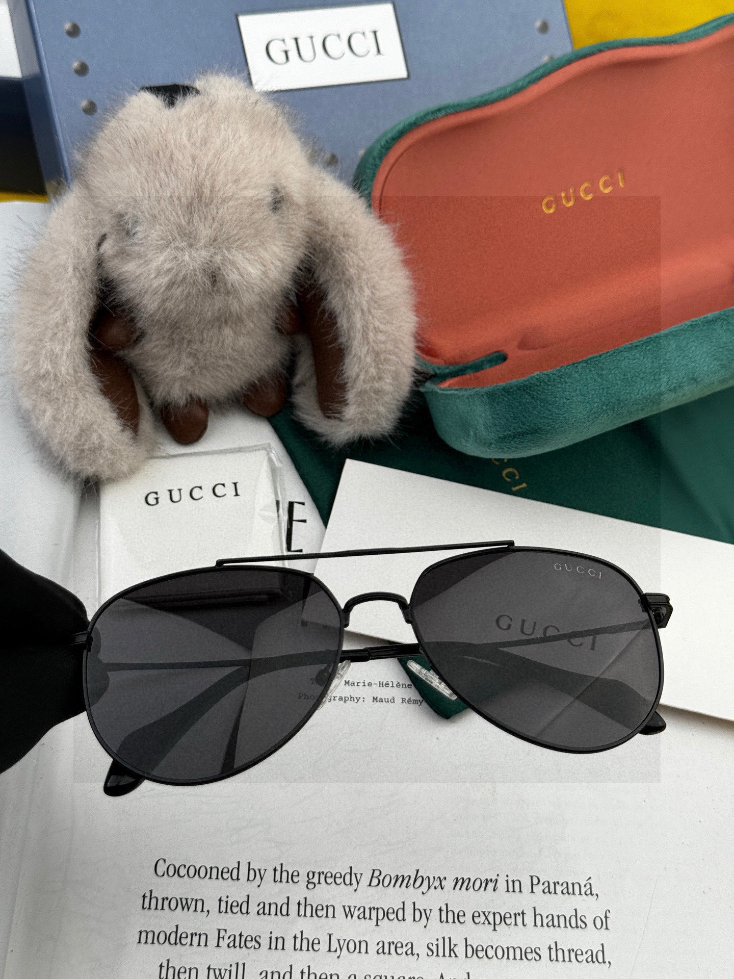 Gucci 。 高品质男女款墨镜 👍 进口宝丽来偏光镜片 。蛤蟆镜 开车钓鱼都可 。百搭显瘦墨镜韩版男士