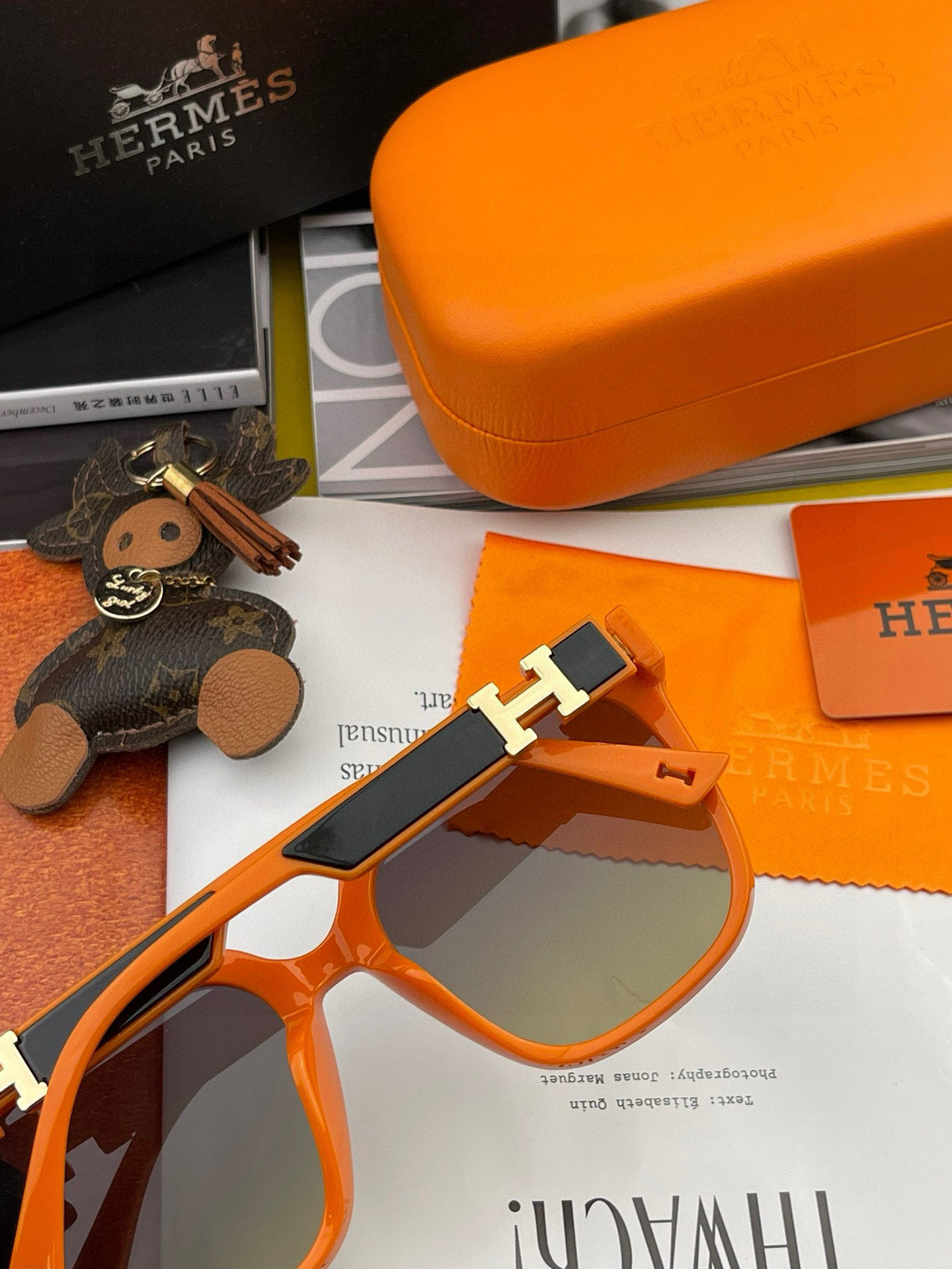 【TR尼龙偏光系列】爱马仕 经典的方框设计，不挑脸型，无论搭配大衣还是连衣裙都非常显气质尼龙偏光镜片预防