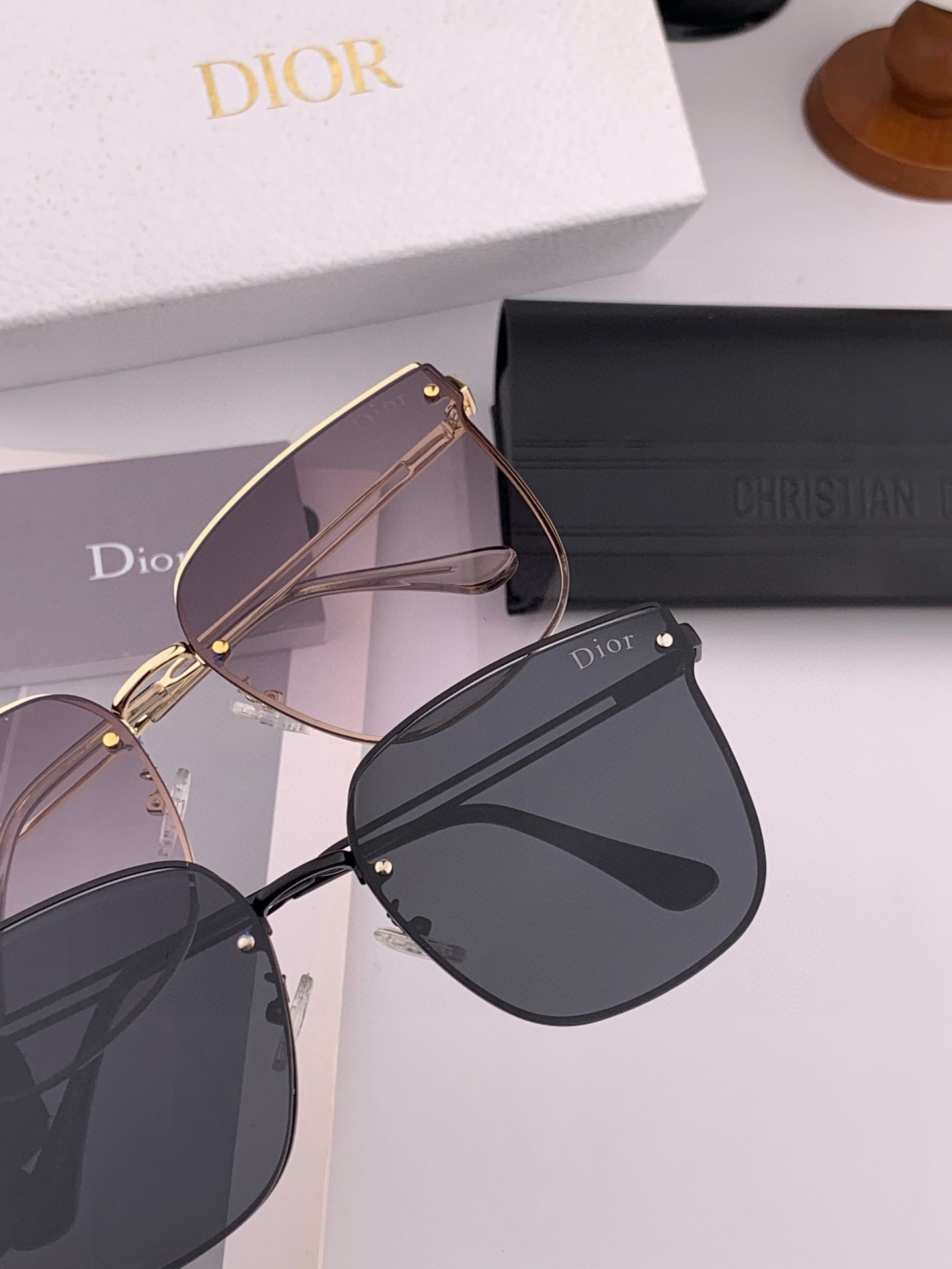 【TR偏光系列】DIOR 经典的方框设计，不挑脸型，无论搭配大衣还是连衣裙都非常显气质尼龙偏光镜片预防紫