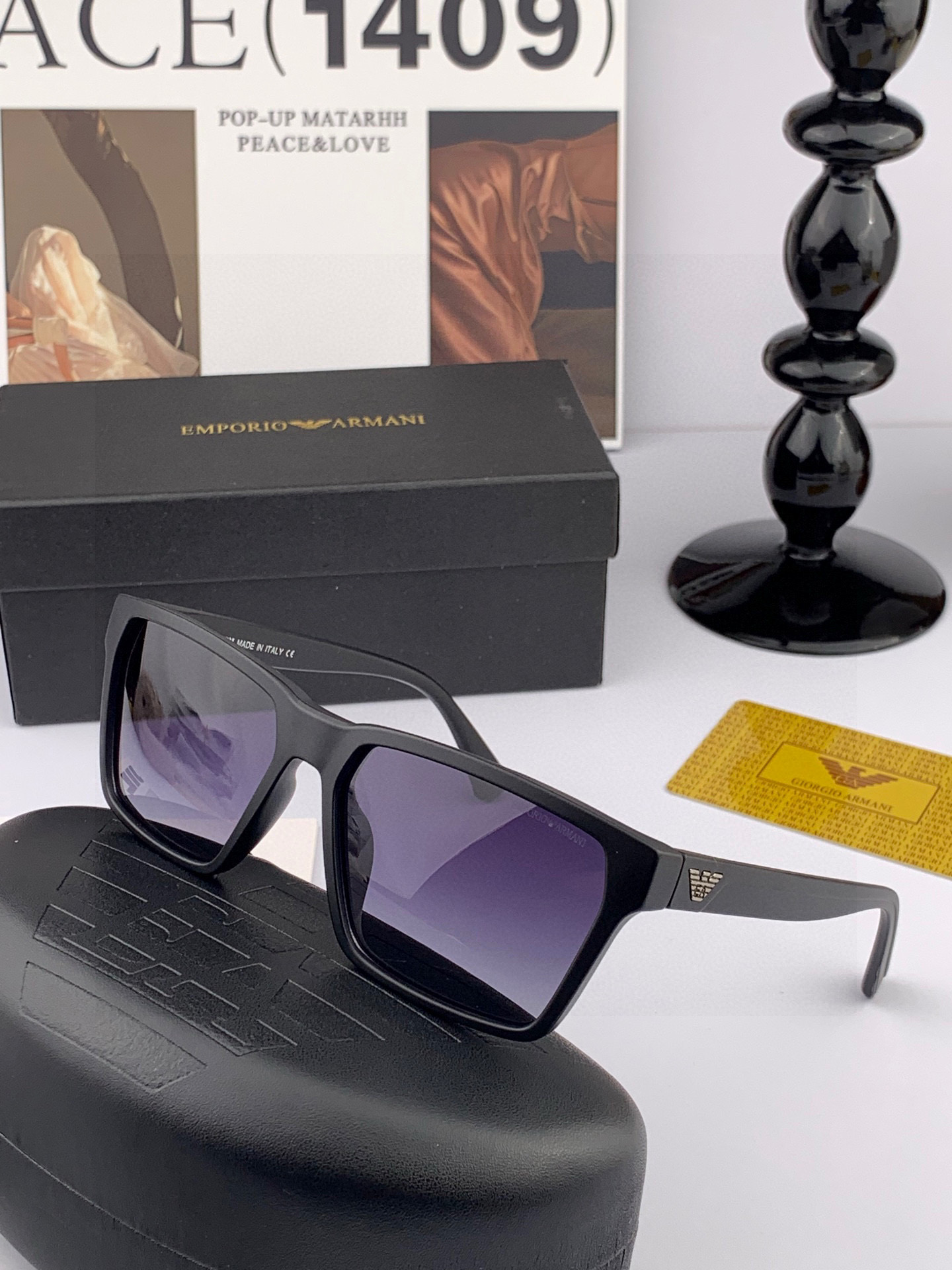 【阿玛尼】2025新款超百搭金属尼龙太阳镜、造型轮廓超大镜框完美修饰脸型，时尚超级百搭 ！型号：A810