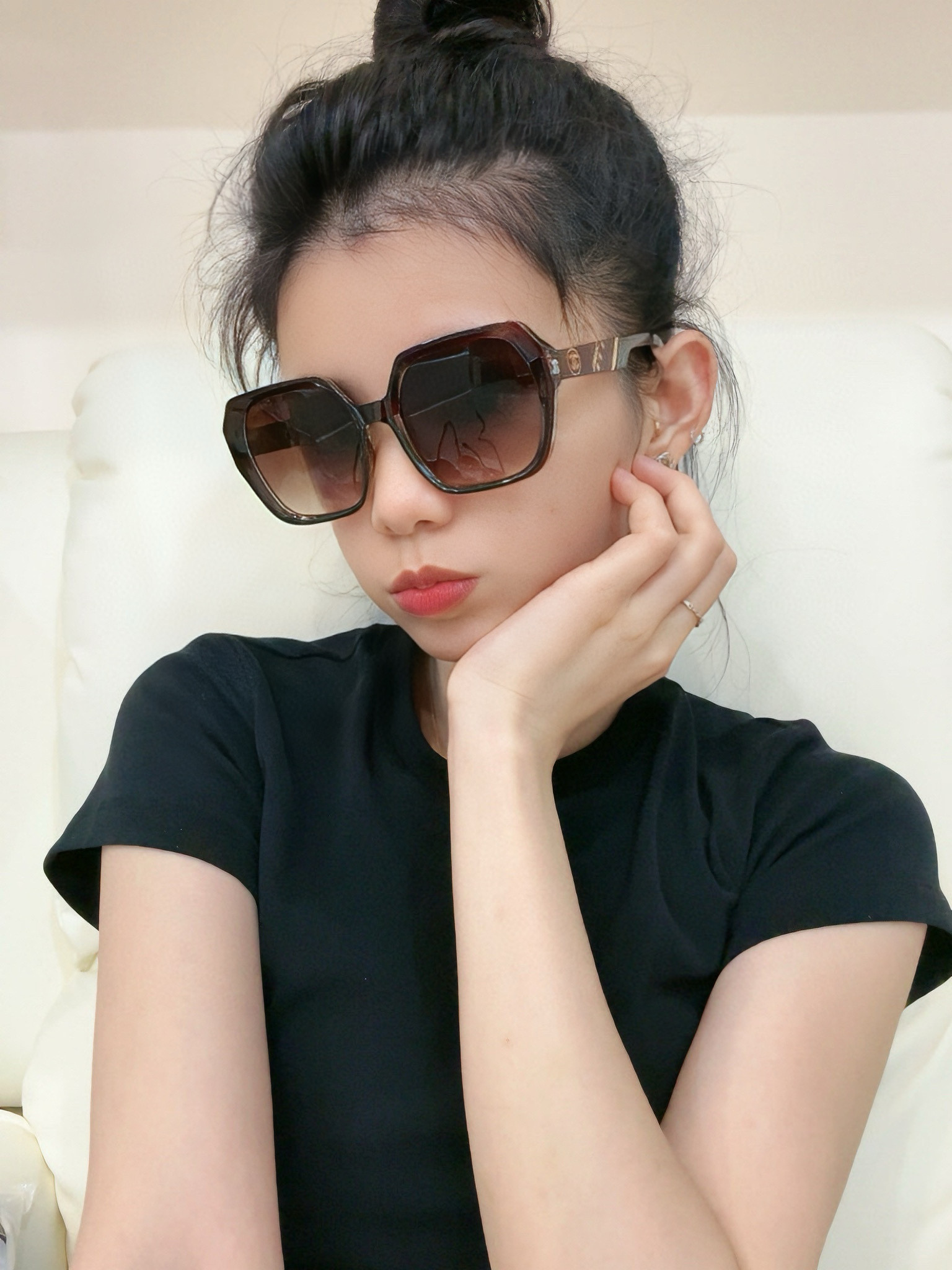 【CHANEL】香奈儿 2025新款潮流爆款 时尚方框太阳镜 佩戴舒适 网红潮款墨镜 女士高清加厚偏光太