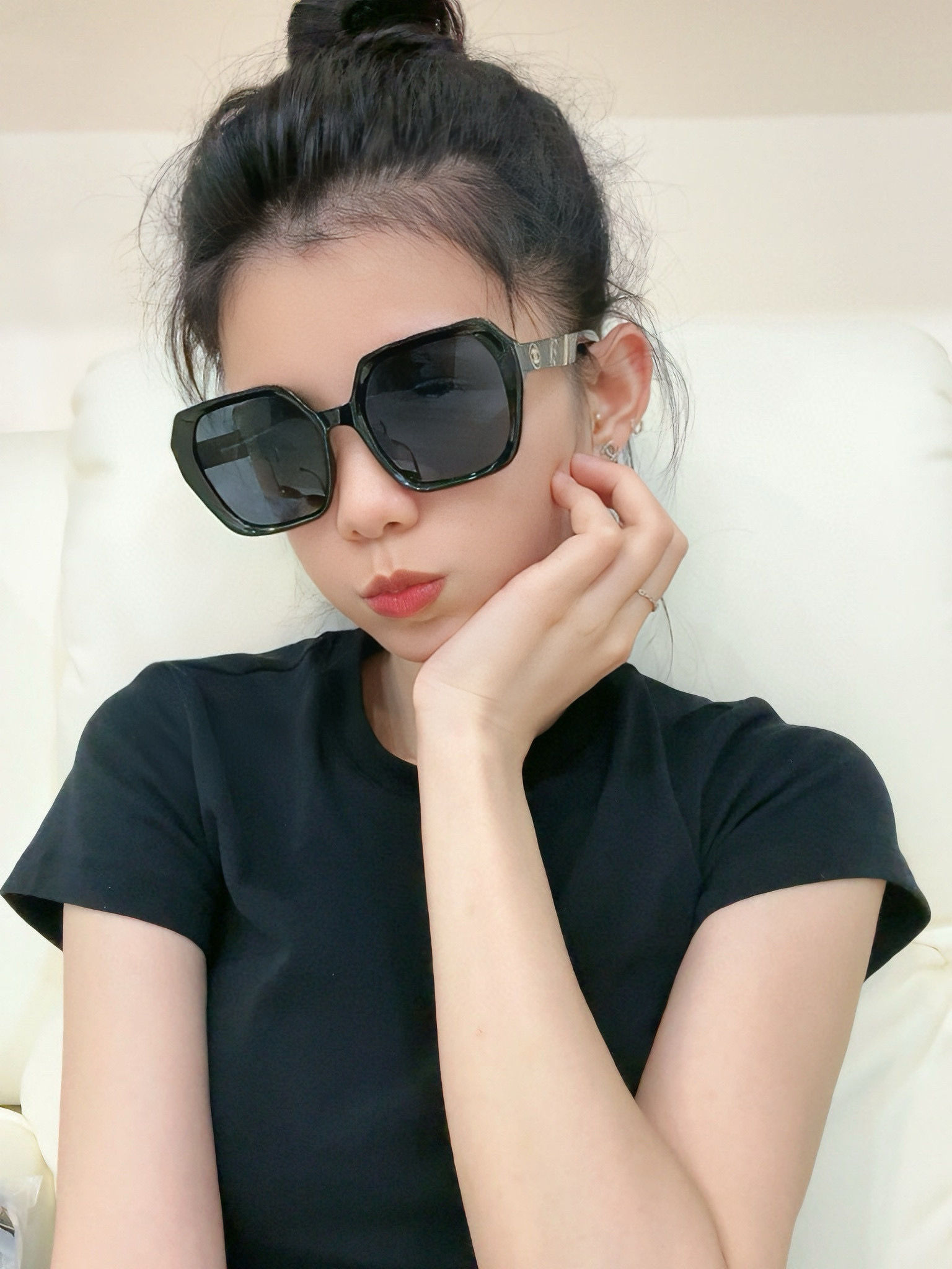 【CHANEL】香奈儿 2025新款潮流爆款 时尚方框太阳镜 佩戴舒适 网红潮款墨镜 女士高清加厚偏光太