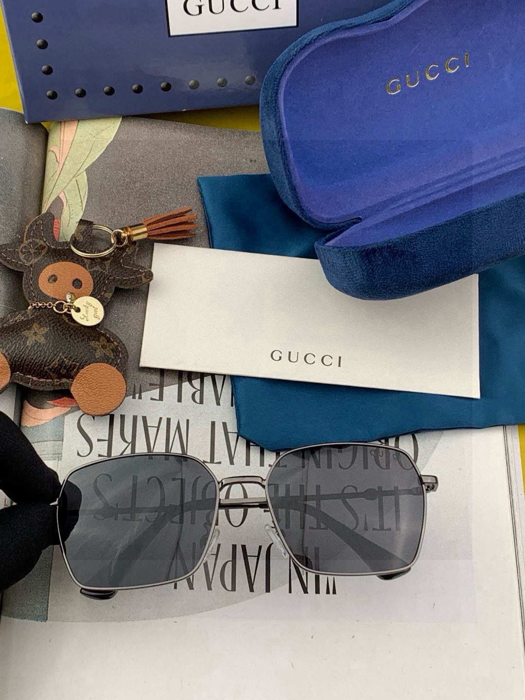 GUCCI-2024新款情侣款偏光太阳镜、完美品质，独特设计 适合各种脸型，‼️经典太阳镜 超个性 古典