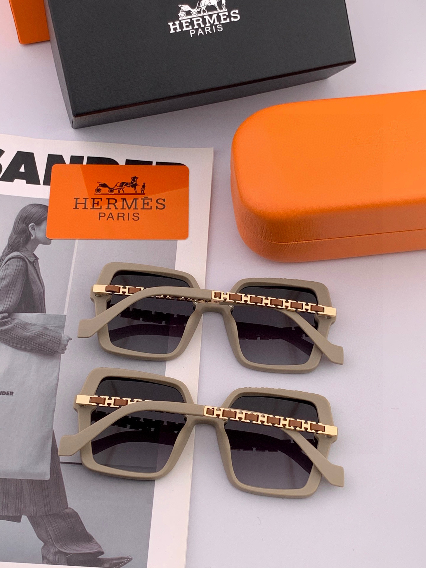 【TR偏光系列】爱马仕 经典的方框设计，不挑脸型，无论搭配大衣还是连衣裙都非常显气质偏光镜片预防紫外线 