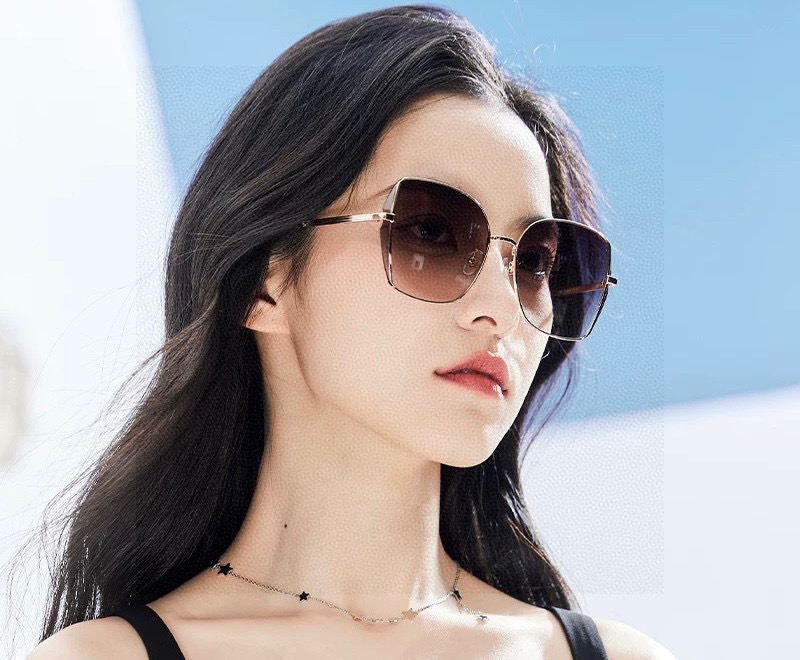 NO:374892,[Nylon polarization series] GUCCI frameless sunglasses ink polygonal design, not picky about face shape, it looks very elegant whether it is matched with a coat or a dress, nylon polarization lenses prevent UV rays Model G1641 glasses sunglasses sunglasses, glasses, gucci, skirts19860909【尼龙偏光系列】GUCCI无框太阳镜墨多边形设计,不挑脸型,无论搭配大衣还是连衣裙都非常显气质尼龙偏光镜片预防紫外线 型号G1641眼镜墨镜太阳镜,眼镜,gucci,skirts,glasses