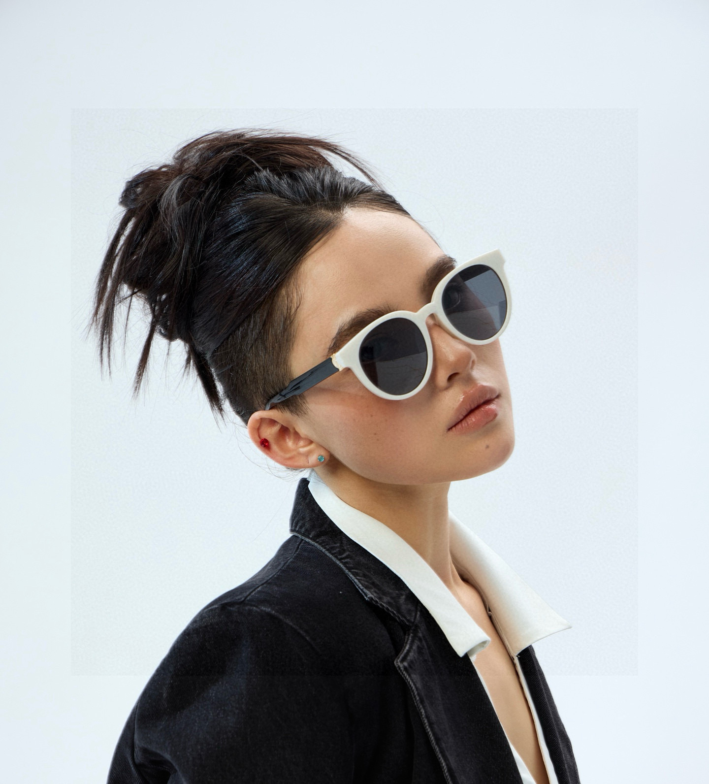 NO:374957,【New model】Stylish and versatile, super small face, comfortable to wear brand: Ysl Saint Laurent Material: Thickened polarized lens model 47721 Glasses, sunglasses, sunglasses, saint laurent, saint laurent19860909【新款】时尚百搭 超显脸小 佩戴舒适品牌:Ysl 圣罗兰  材质: 加厚偏光镜片型号47721 眼镜墨镜太阳镜,眼镜,saint laurent,saint laurent,glasses