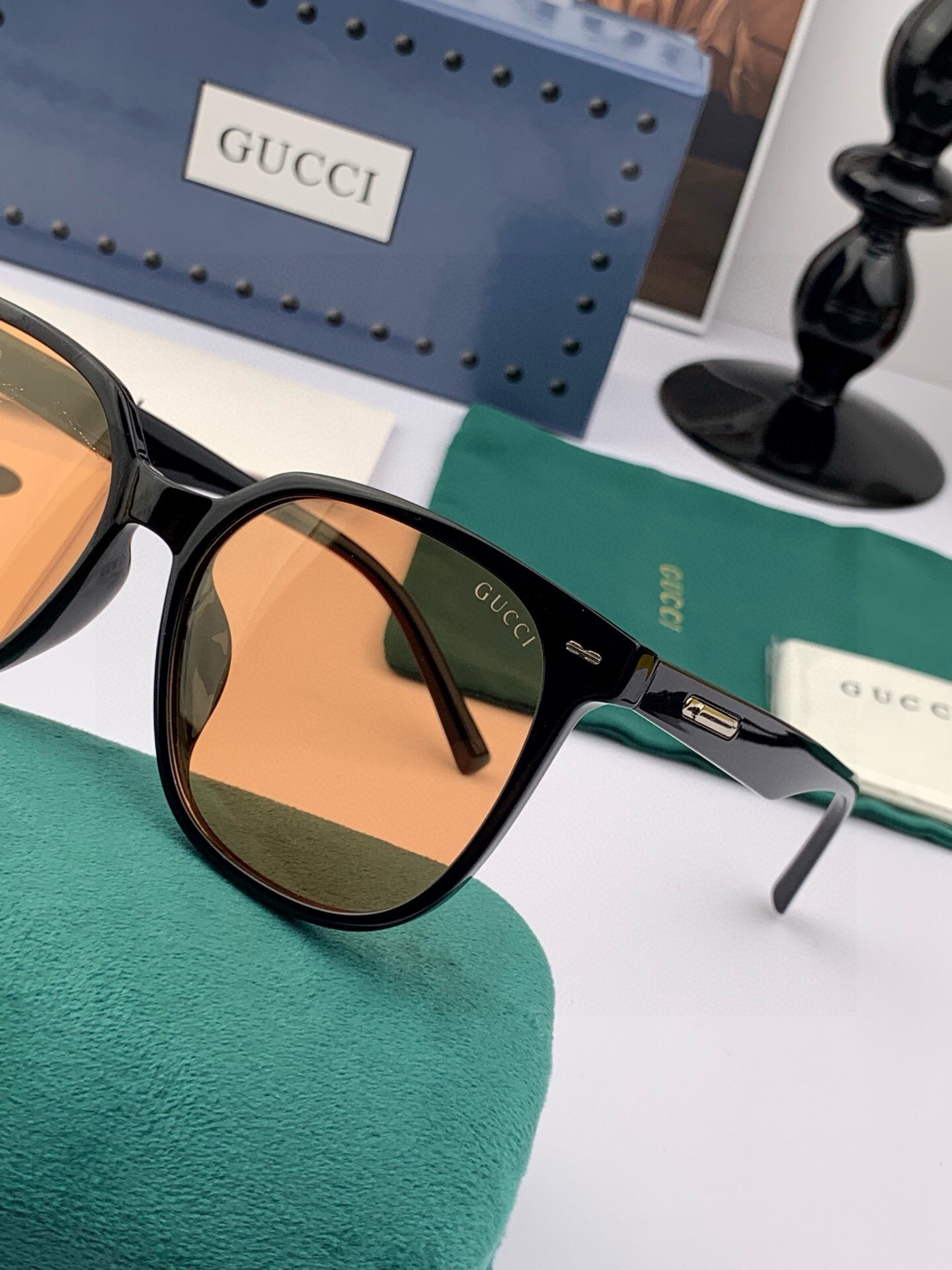 【TR偏光系列】Gucci 经典的圆框设计，情侣款不挑脸型，无论搭配大衣还是连衣裙都非常显气质偏光镜片预