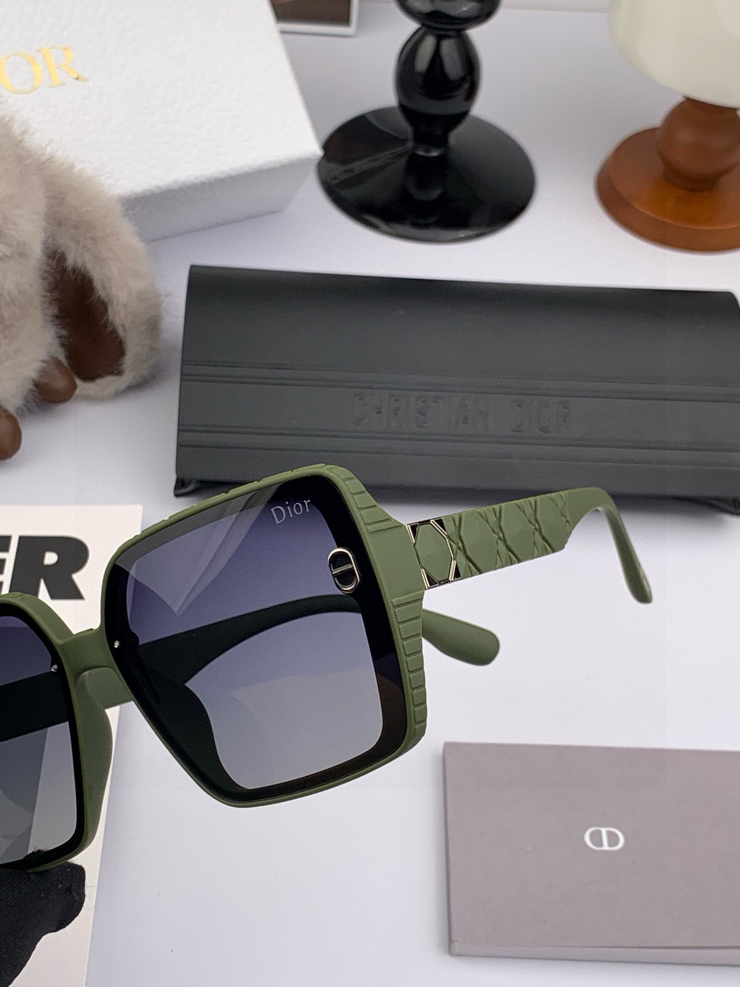 🔺 【DIOR-迪奥】2025开春新款 潮流爆款 时尚方框偏光太阳镜 高品质 佩戴舒适 网红潮款墨镜 型