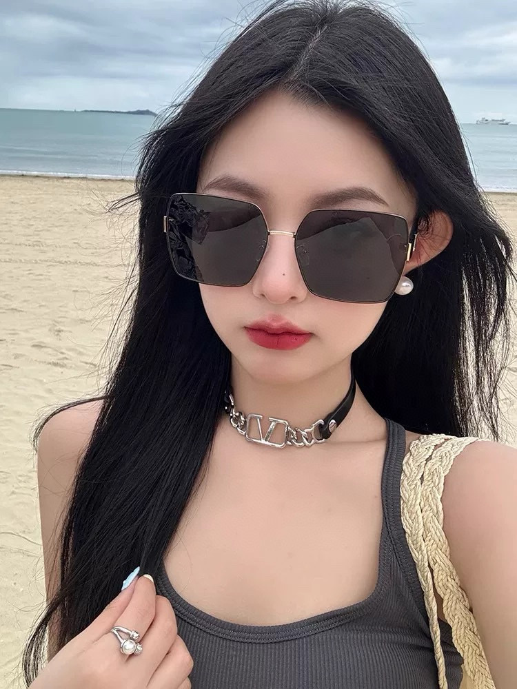 【TR偏光系列】Gucci 经典的大框设计，情侣款不挑脸型，无论搭配大衣还是连衣裙都非常显气质偏光镜片预