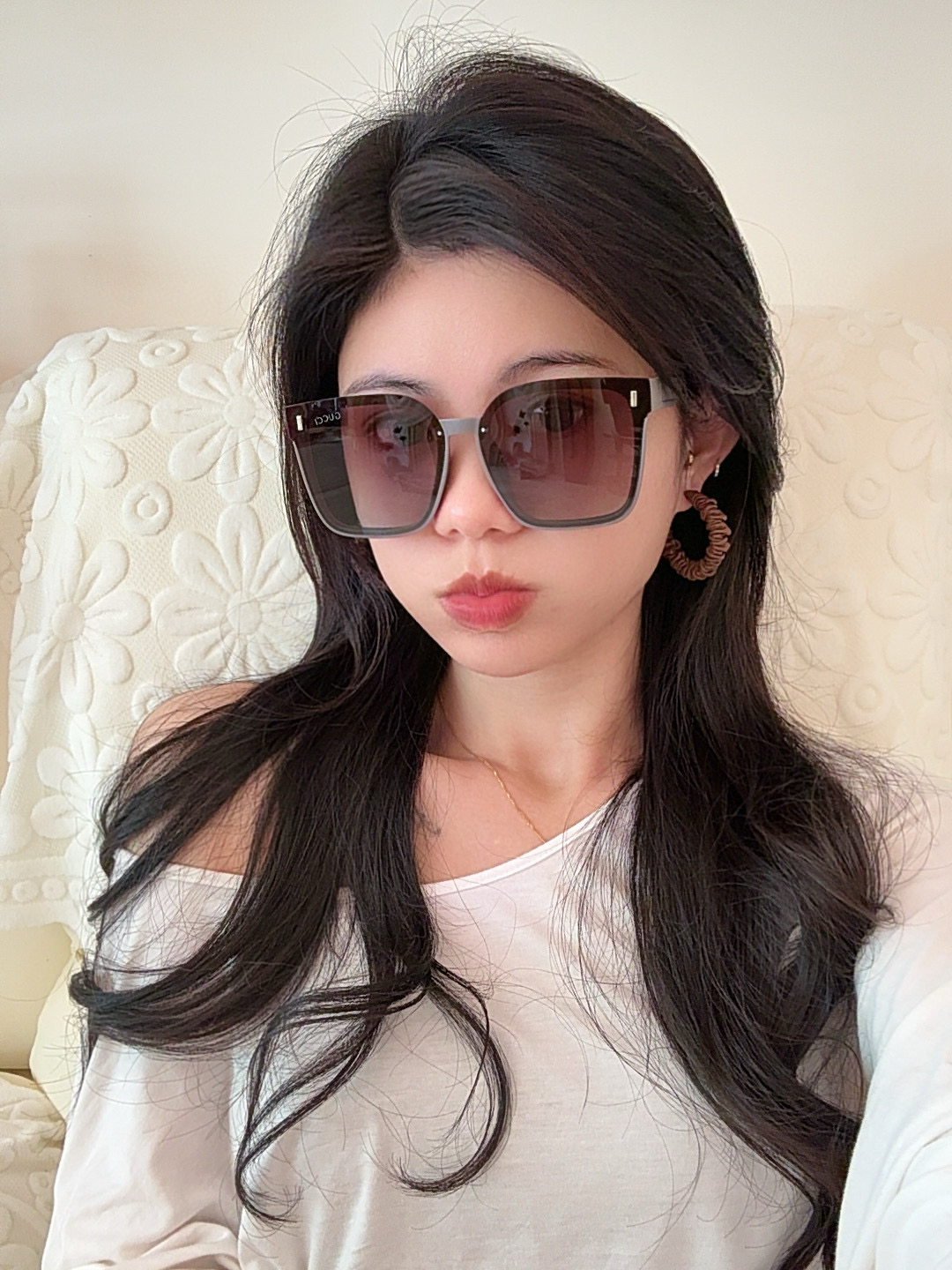 GUCCI 2025开春新款 最新款方框太阳镜 各路网红纷纷带起气场满分‼️ 俏皮甜美.上脸效果更佳.金