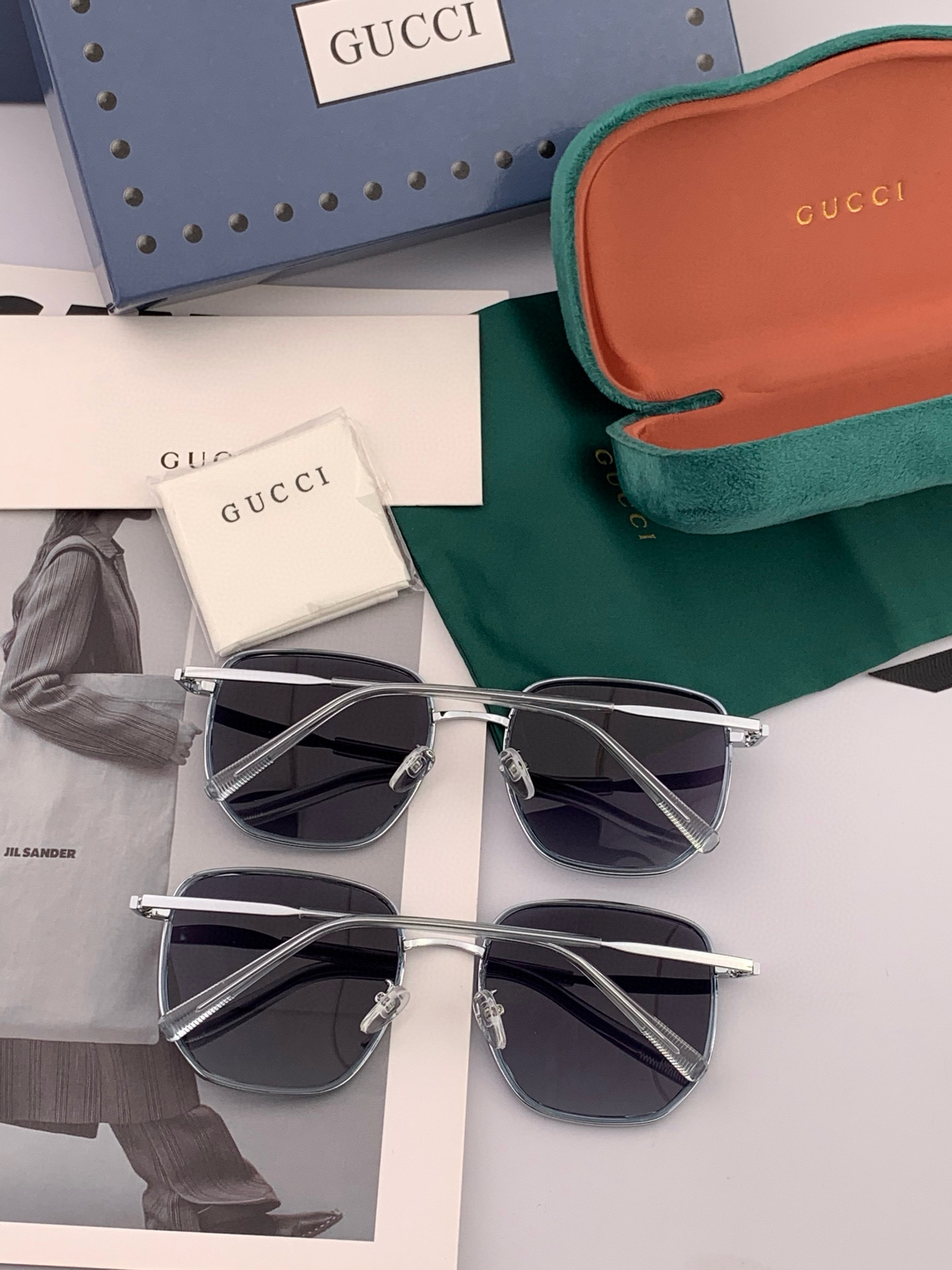 GUCCI 2025开春新款 最新款方框太阳镜 各路网红纷纷带起气场满分‼️ 俏皮甜美.上脸效果更佳.金