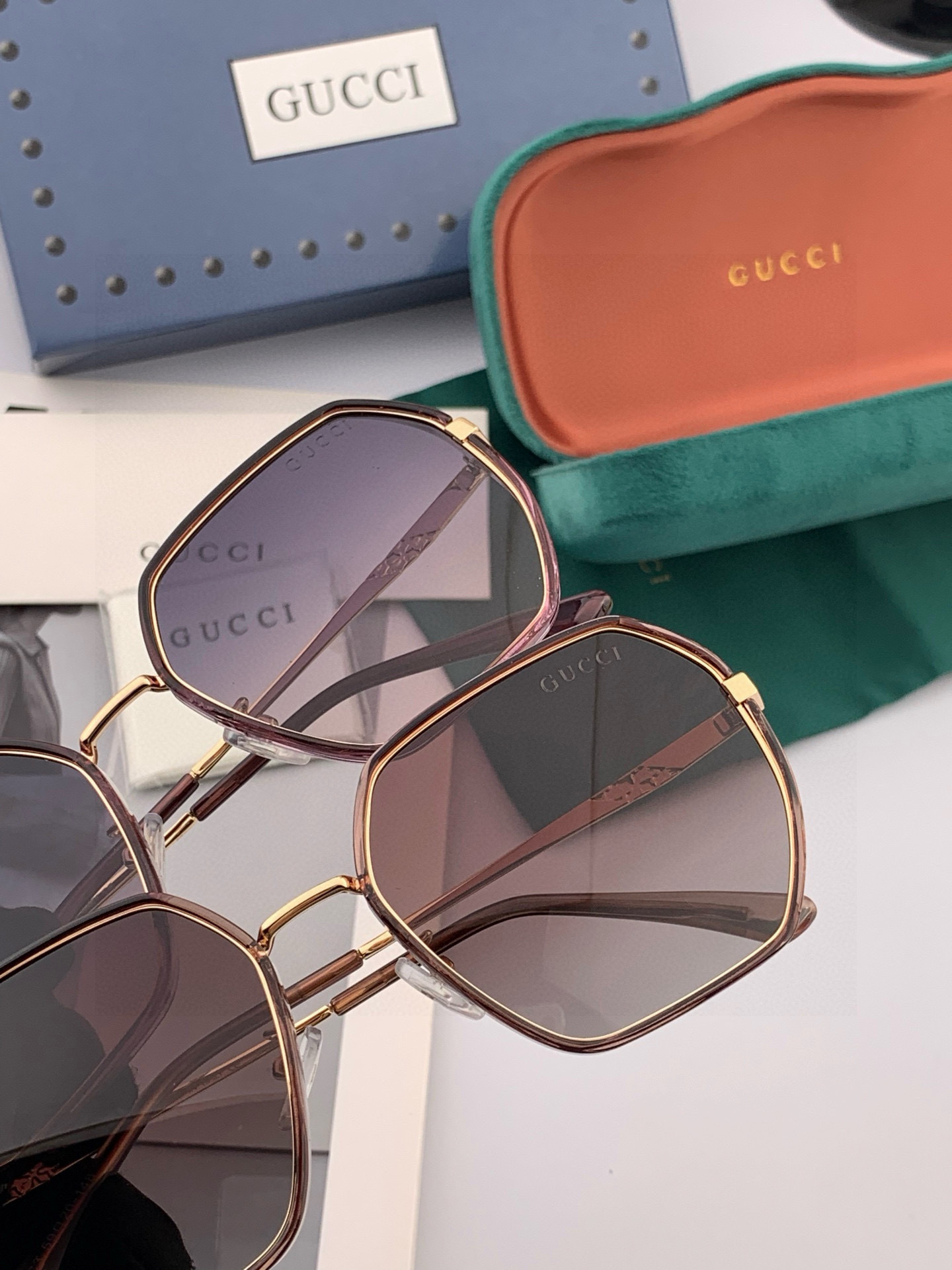 GUCCI 2025开春新款太阳镜 各路网红纷纷带起气场满分‼️ 俏皮甜美.上脸效果更佳.金属质感超好 