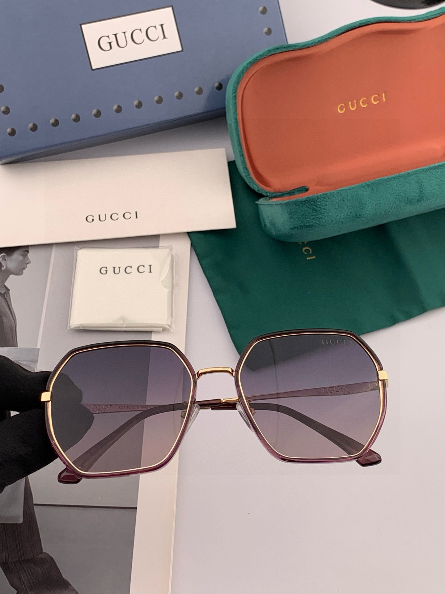GUCCI 2025开春新款太阳镜 各路网红纷纷带起气场满分‼️ 俏皮甜美.上脸效果更佳.金属质感超好 