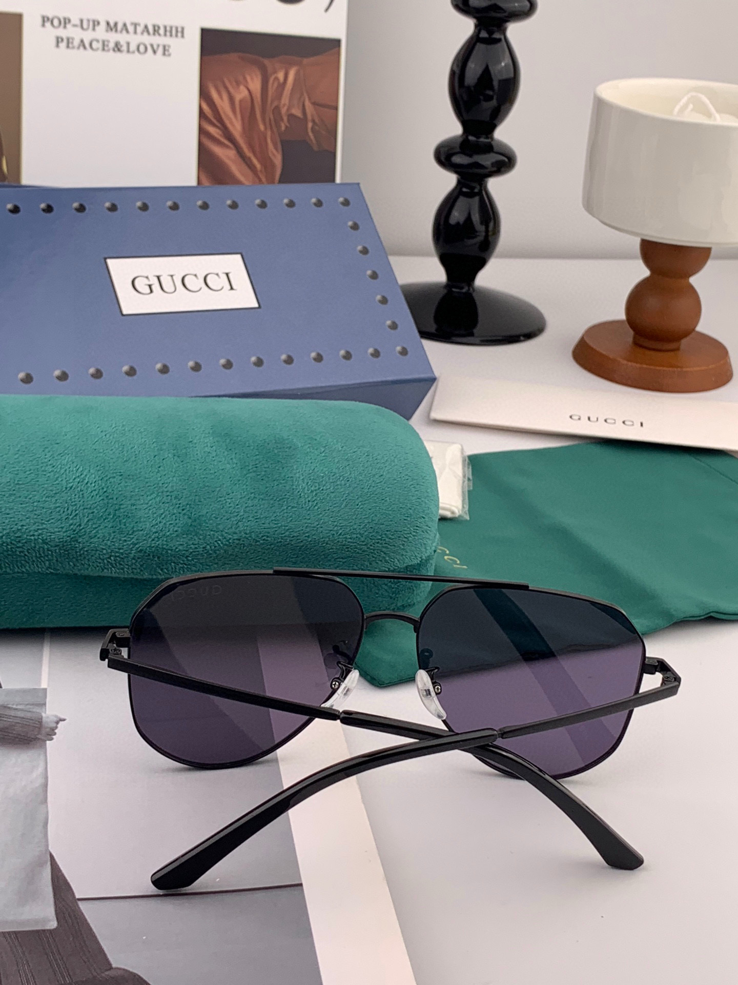 GUCCI 男款炫彩飞行员偏光太阳镜 ❤️材质：高清尼龙加厚卡槽高清偏光镜片 🌹无边框镜架💕颜👍