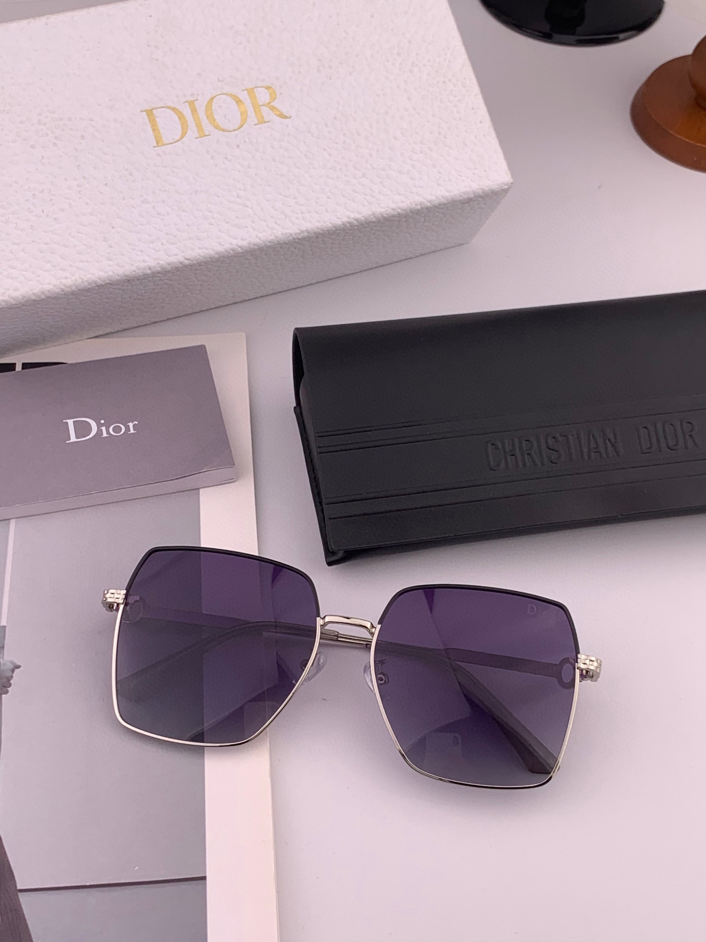 🔺 【DIOR-迪奥】2025开春新款 潮流爆款 时尚方框偏光太阳镜 高品质 佩戴舒适 网红潮款墨镜 型