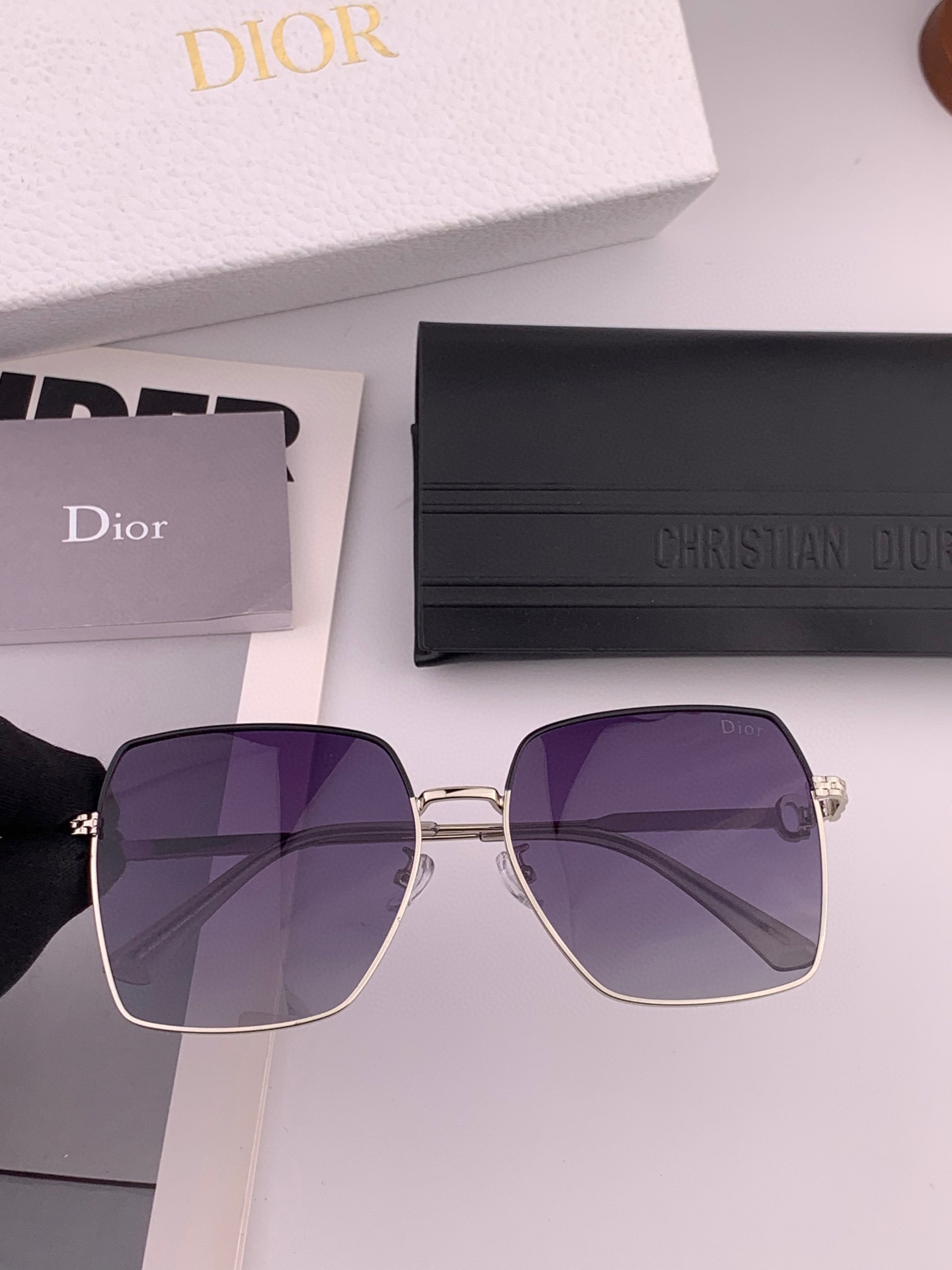 🔺 【DIOR-迪奥】2025开春新款 潮流爆款 时尚方框偏光太阳镜 高品质 佩戴舒适 网红潮款墨镜 型