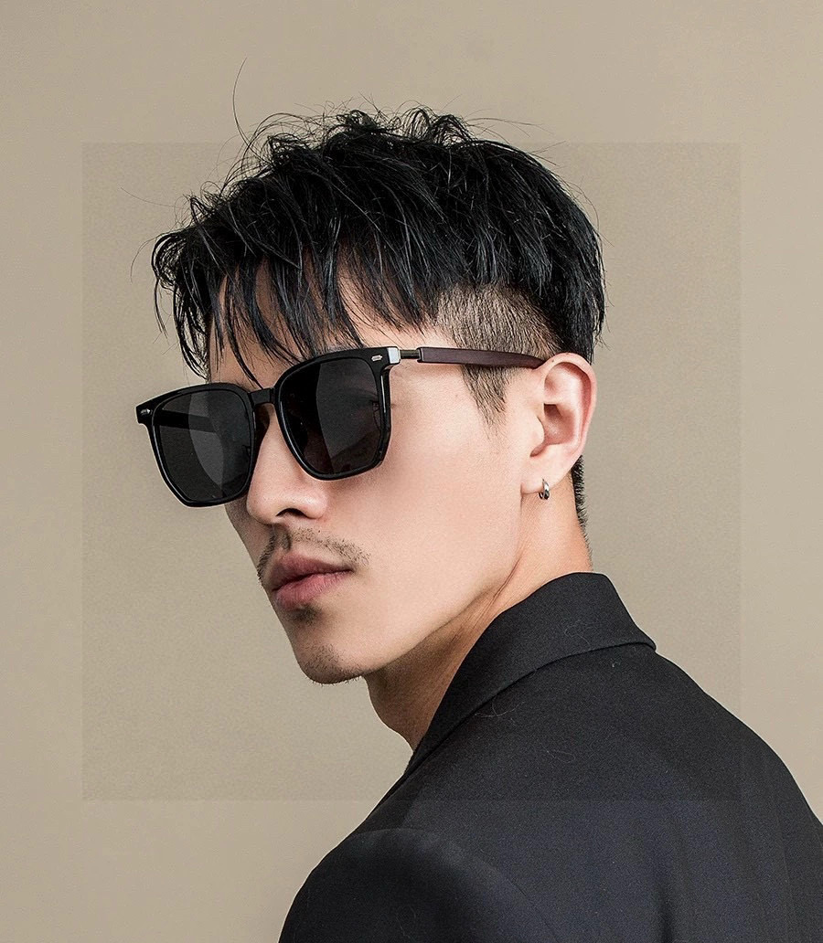 超好看 潮酷【GUCCI】古驰 新款款太阳镜以独特魅力和前卫风格诠释春夏最新眼镜，以方框设计，中梁连体质