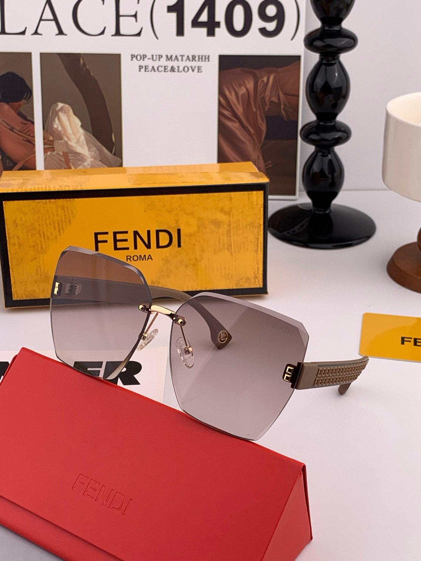 🔺 【芬迪】2025开春新款 潮流爆款 时尚方框偏光太阳镜 高品质 佩戴舒适 网红潮款墨镜 女士高清偏光