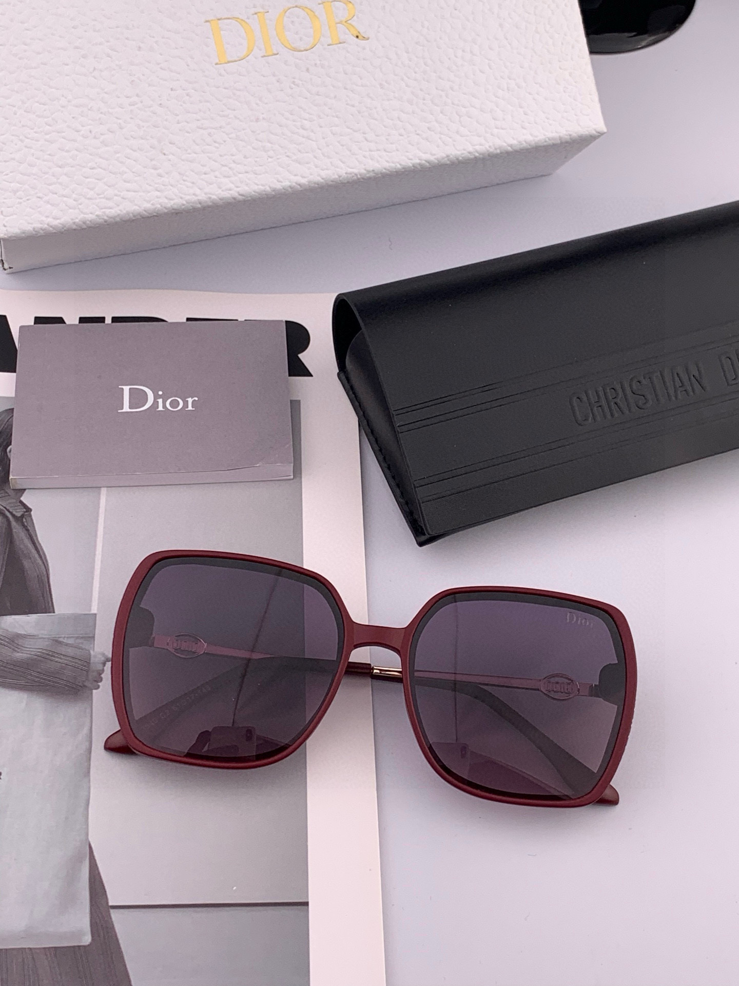 TR版本-偏光【独家大牌太阳镜无滤镜‼实拍上架 Dior官网最新发布新款太阳镜🕶，注意⚠我们是高清镜片，