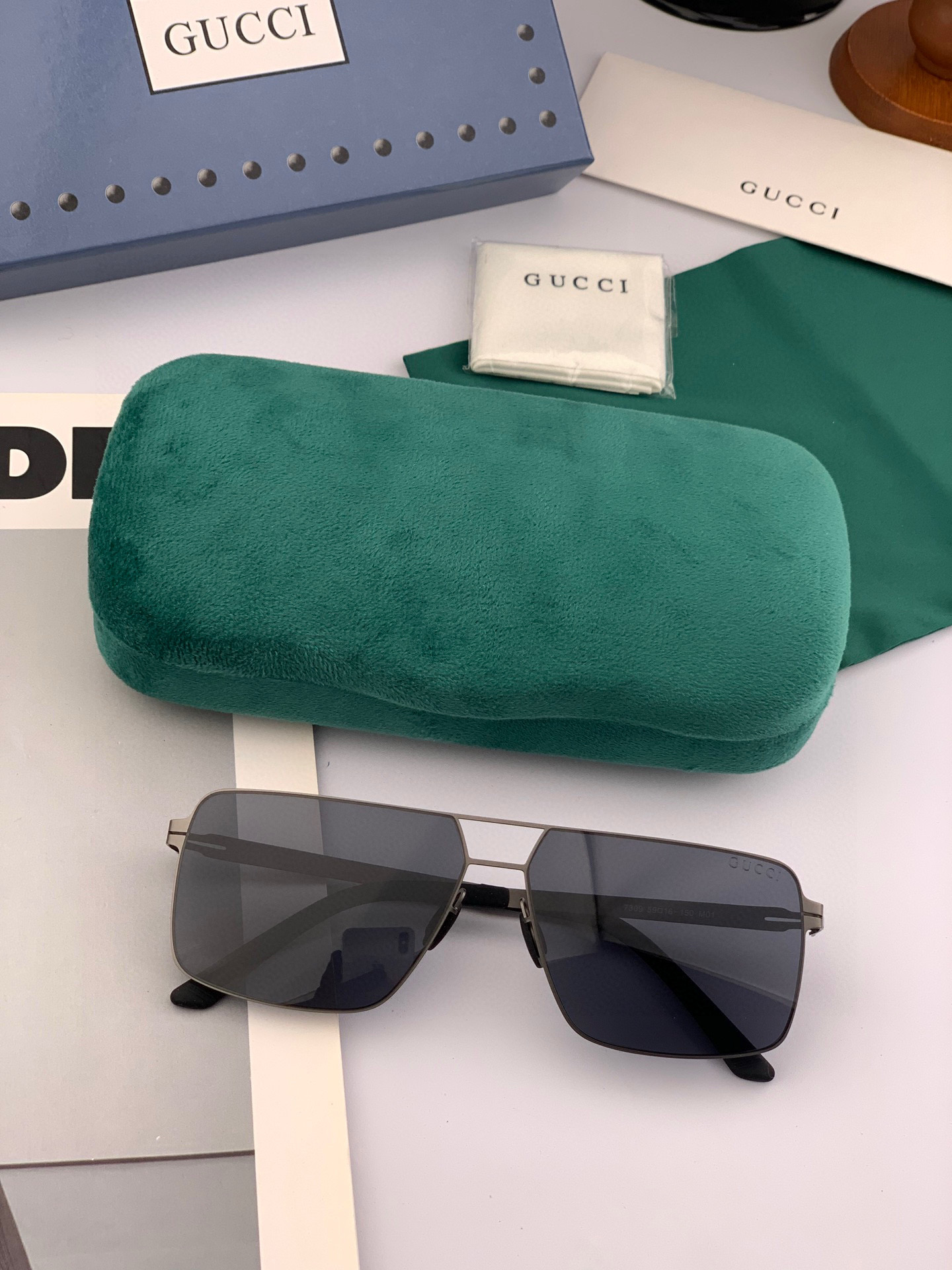 Gucci 2025春夏新款超轻无螺丝压不坏系列情侣款太阳镜高清尼龙镜片🦅完美品质，适合各种脸型，经典太